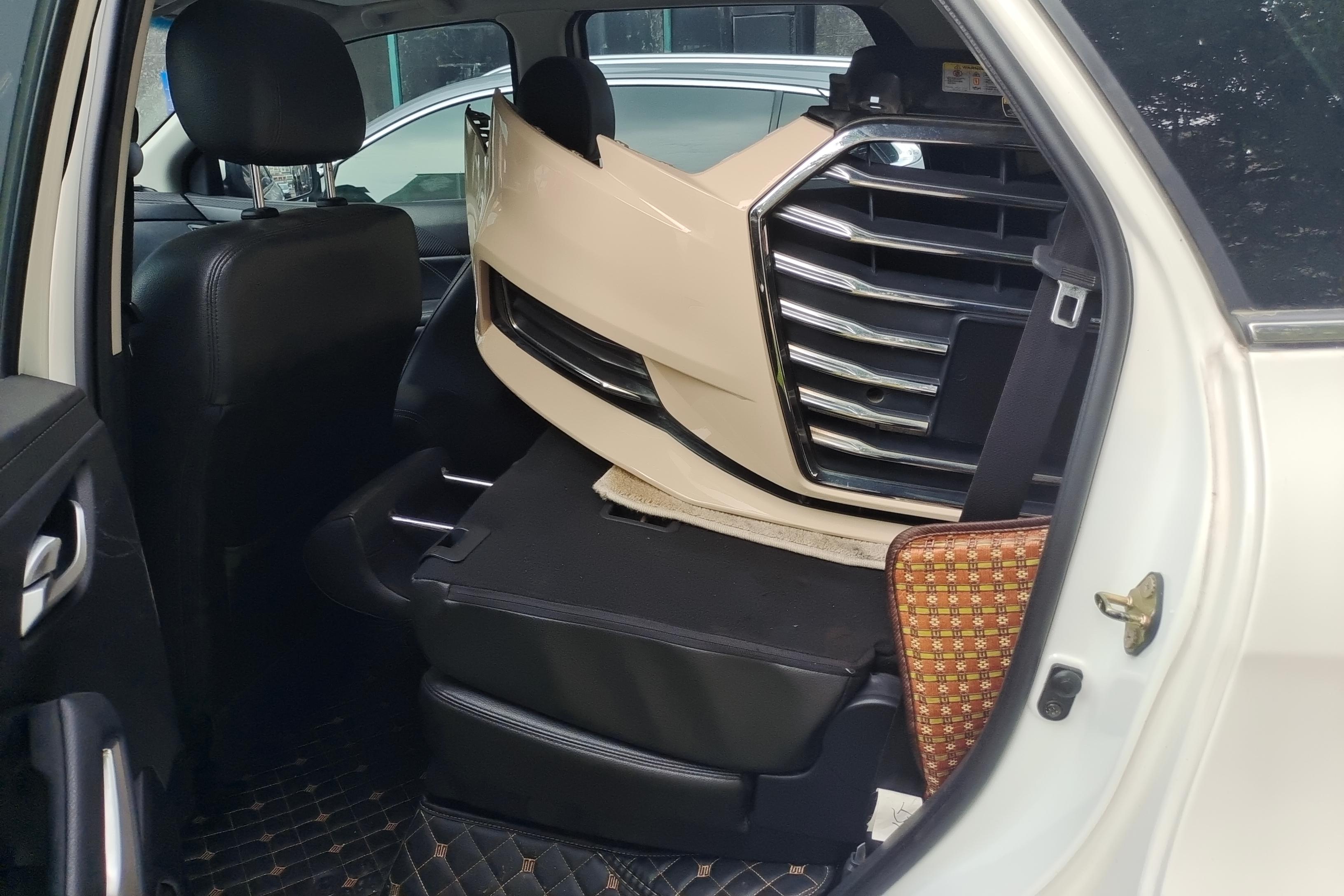 江铃驭胜 S350 2017款 2.0T 自动 后驱 豪华天窗版 (国Ⅴ) 