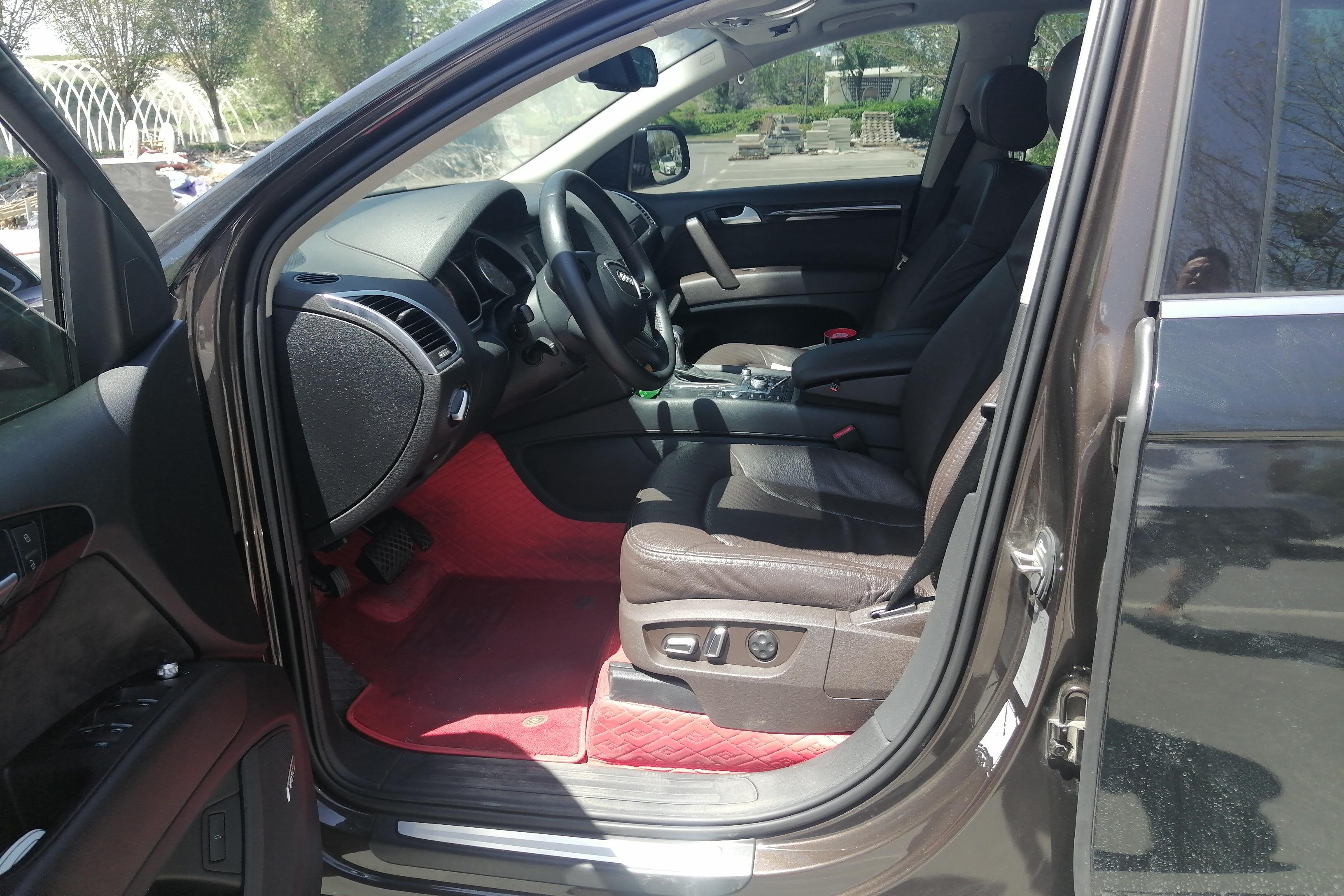 奥迪Q7 35 [进口] 2014款 3.0T 自动 运动型 