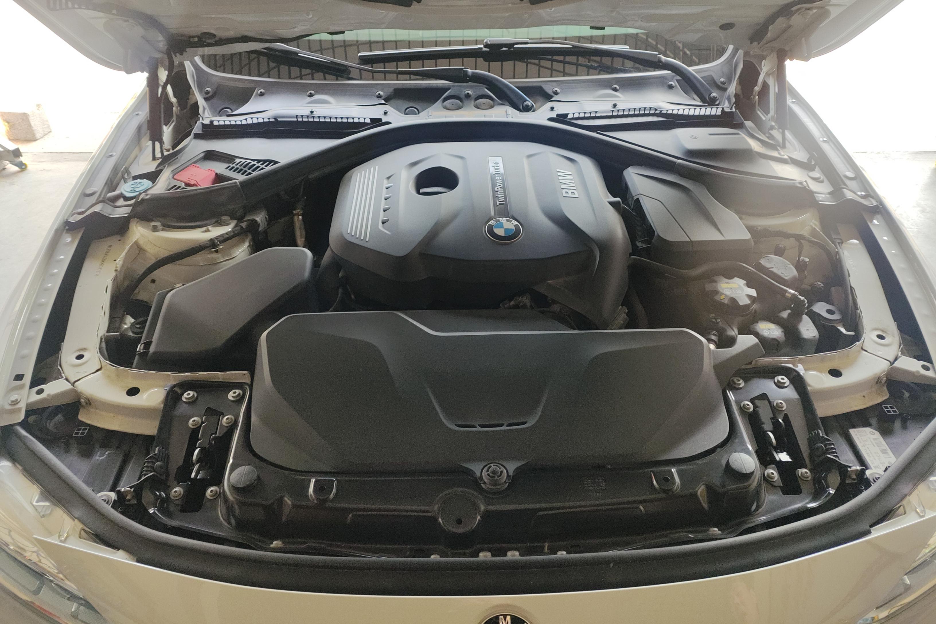 宝马3系 320i 2019款 2.0T 自动 汽油 M运动套装 (国Ⅴ) 