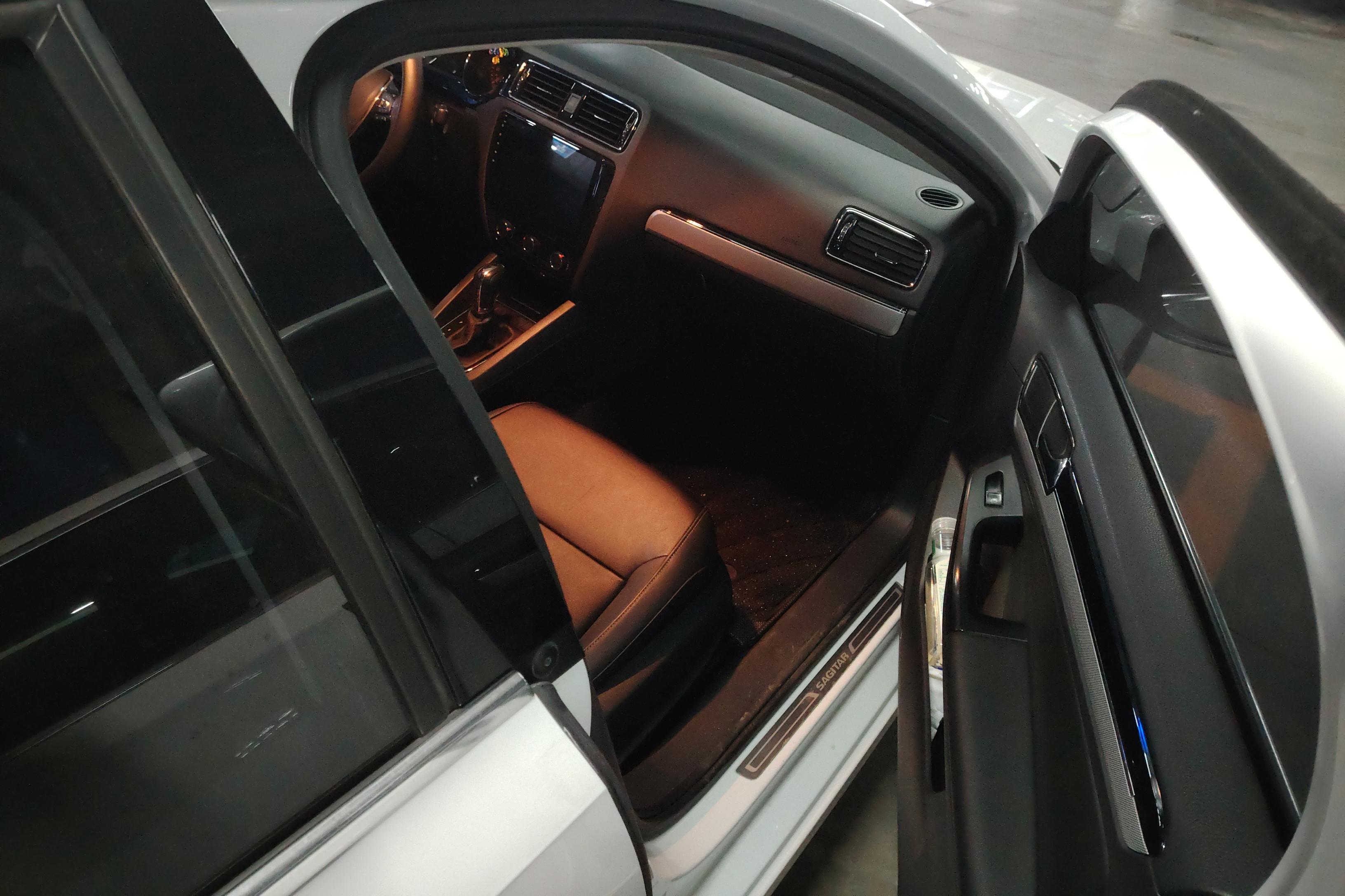大众速腾 2018款 1.6L 自动 舒适版 (国Ⅴ) 