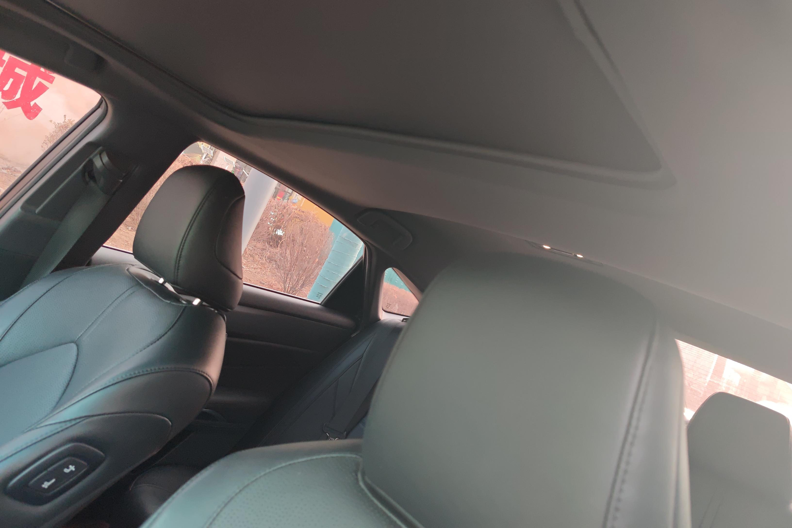 丰田亚洲龙 2019款 2.0L 自动 XLE尊享版 (国Ⅵ) 