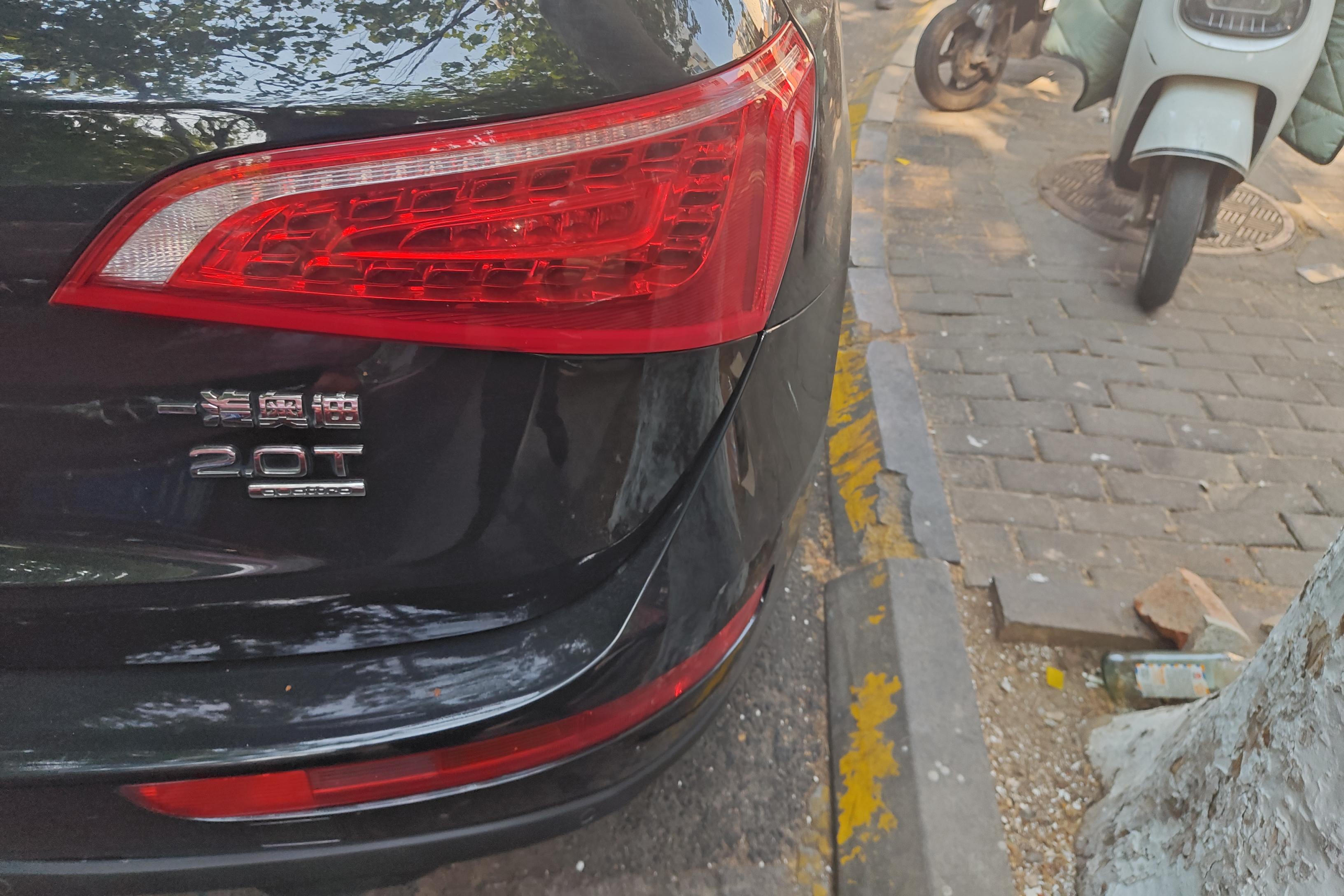 奥迪Q5 2012款 2.0T 自动 四驱 汽油 舒适型 (国Ⅳ) 