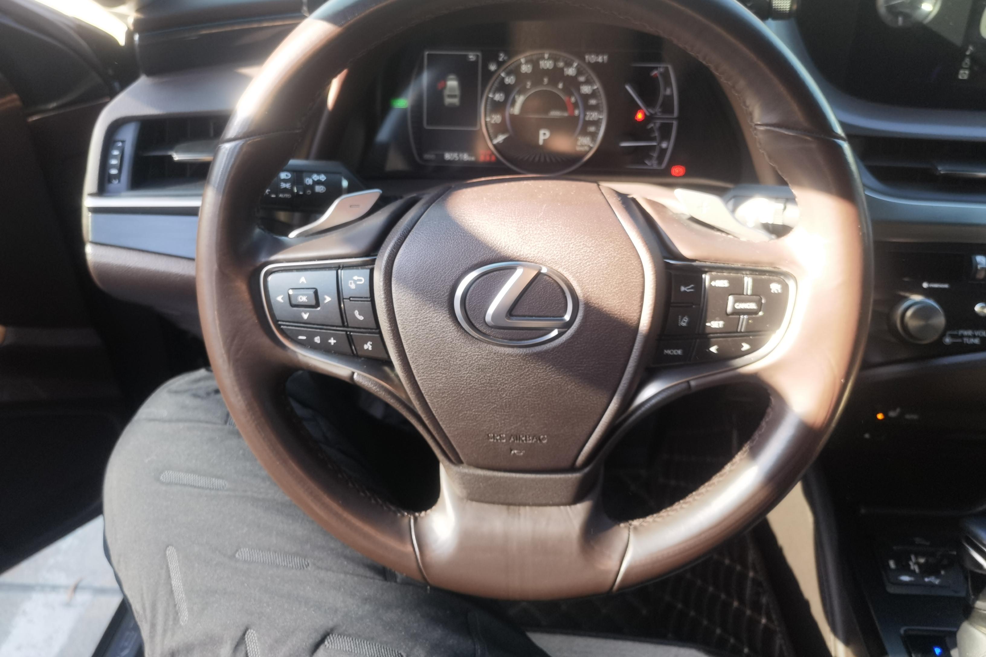 雷克萨斯ES 300h [进口] 2021款 2.5L 自动 卓越版 