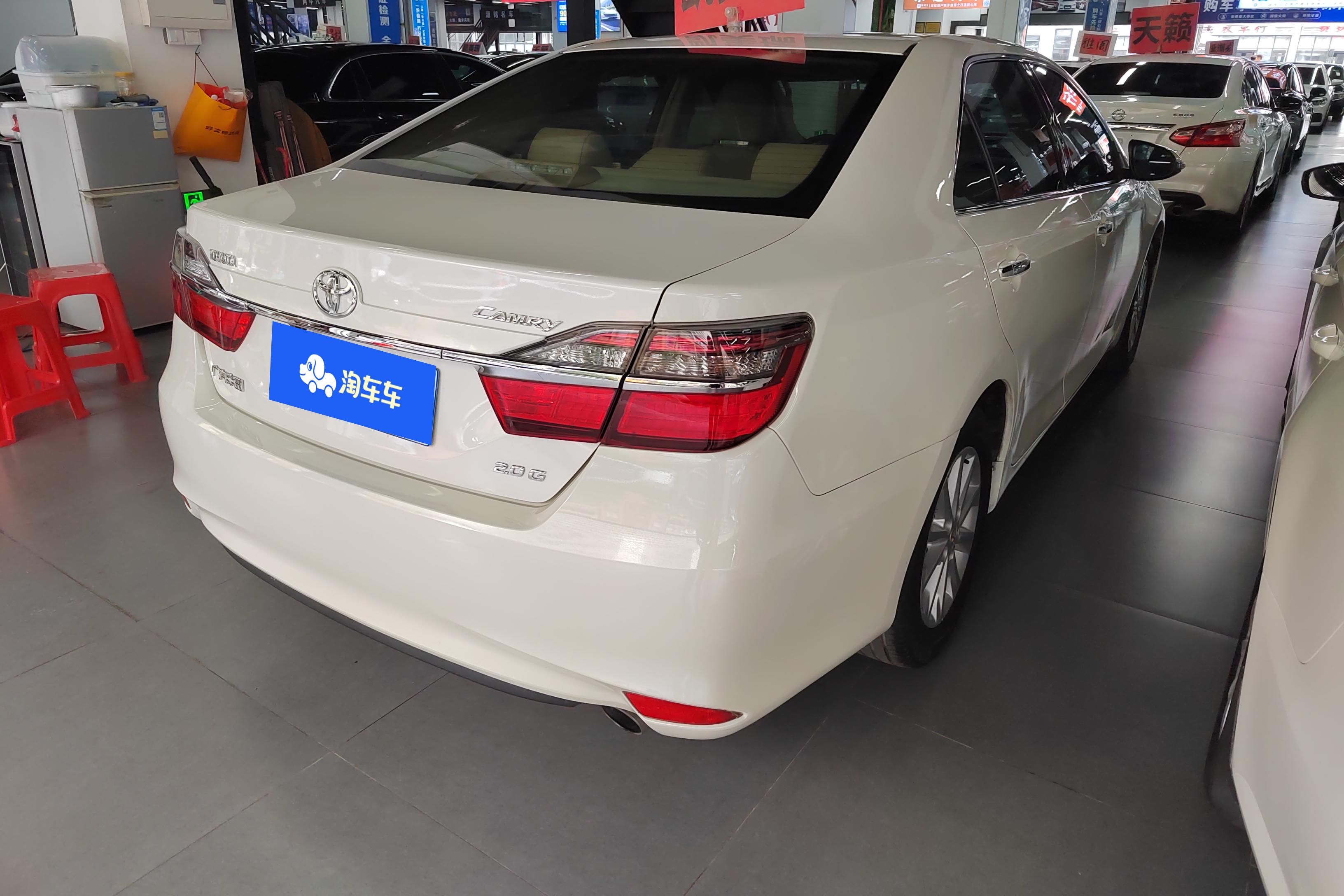 丰田凯美瑞 2015款 2.0L 自动 领先版 (国Ⅳ) 