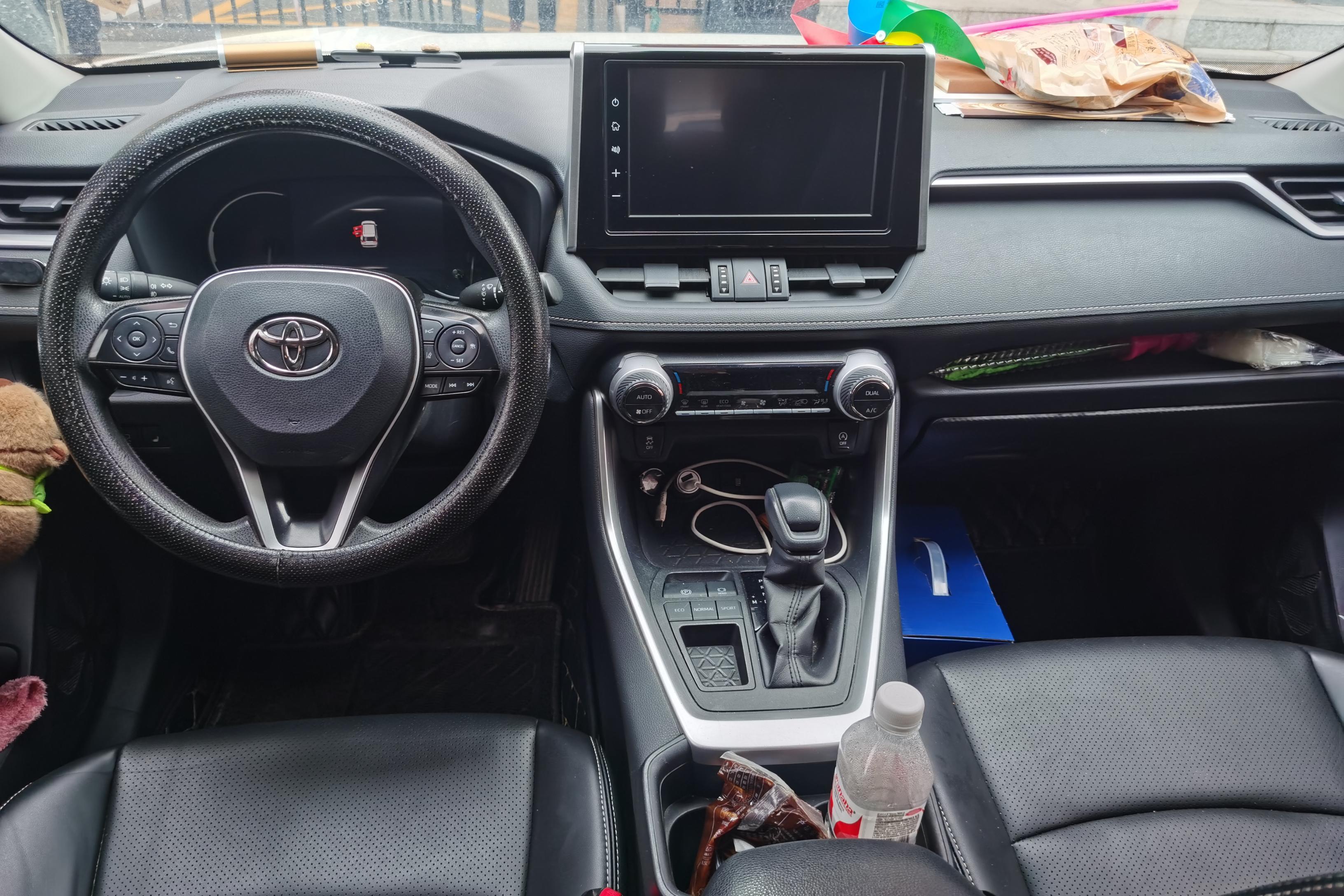 丰田RAV4 2020款 2.0L 自动 前驱 风尚PLUS版 (国Ⅵ) 