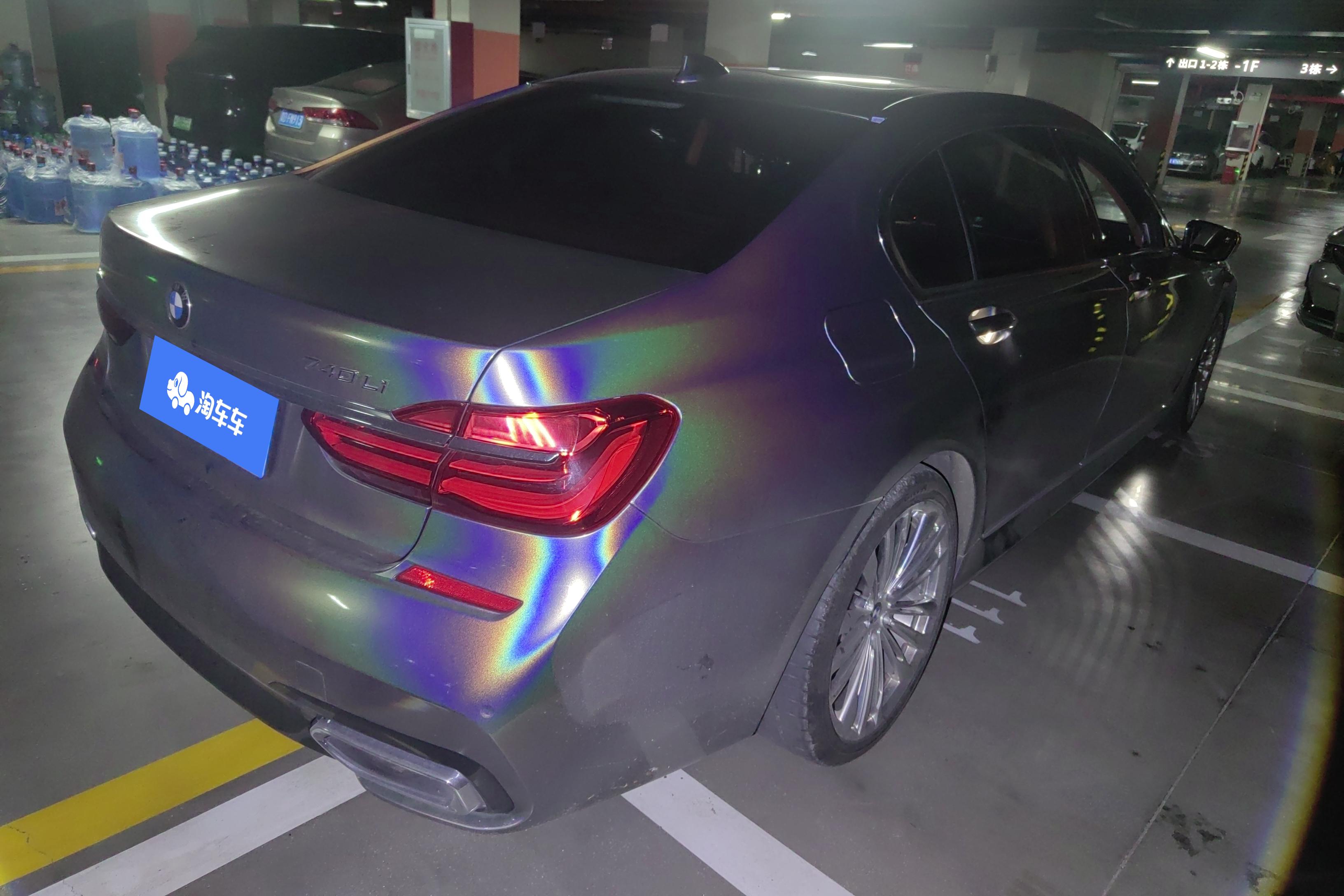 宝马7系 740Li [进口] 2018款 3.0T 自动 汽油 尊享型M运动套装 
