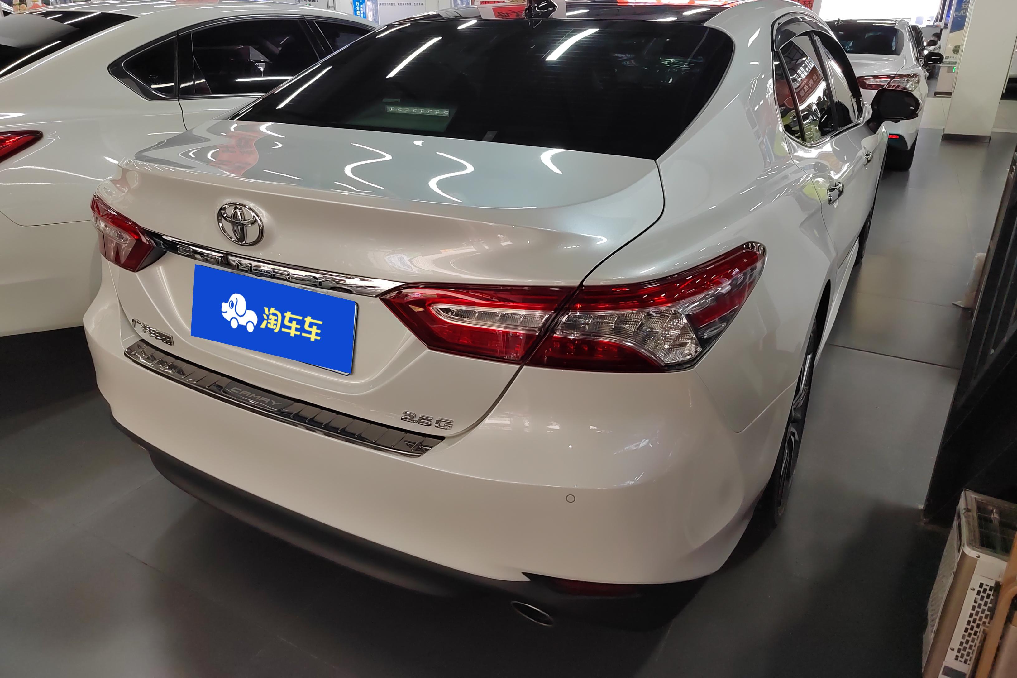 丰田凯美瑞 2021款 2.5L 自动 豪华版 (国Ⅵ) 