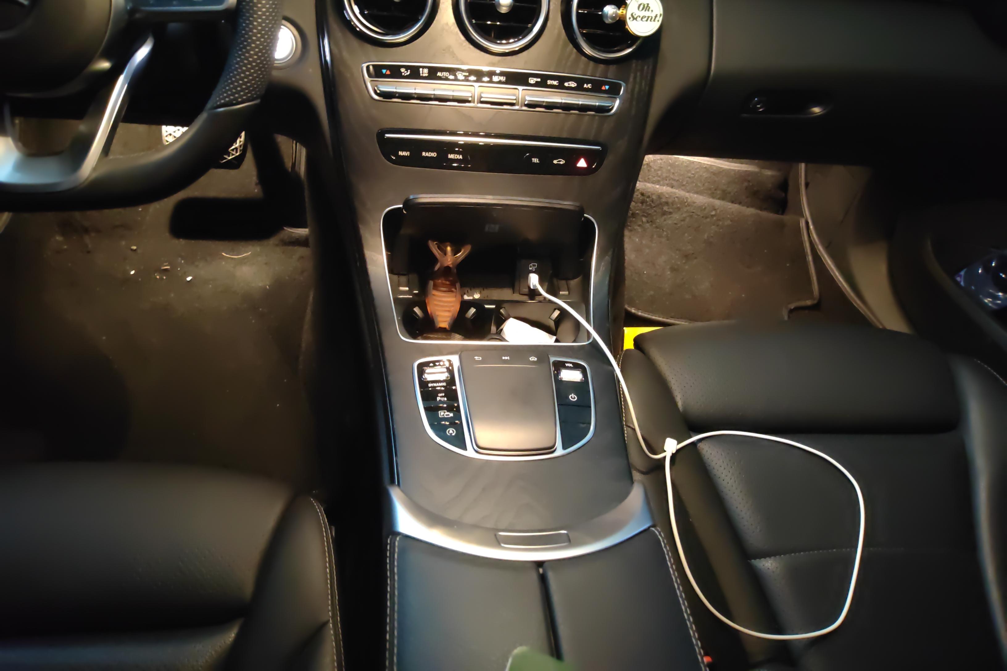 奔驰C级 C260L 2020款 1.5T 自动 运动版改款 (国Ⅵ) 