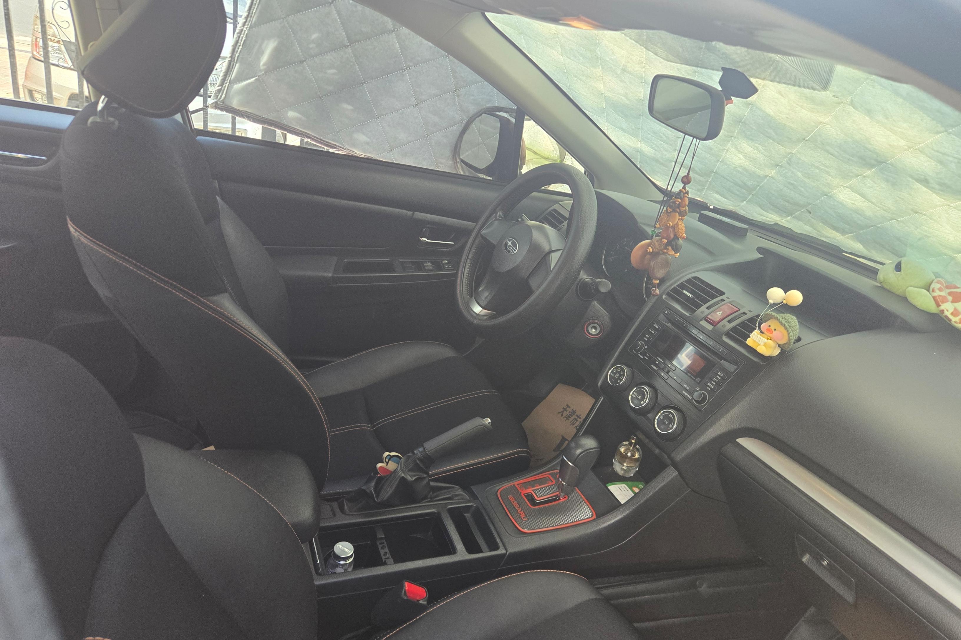 斯巴鲁XV [进口] 2012款 2.0L 自动 四驱 舒适版 