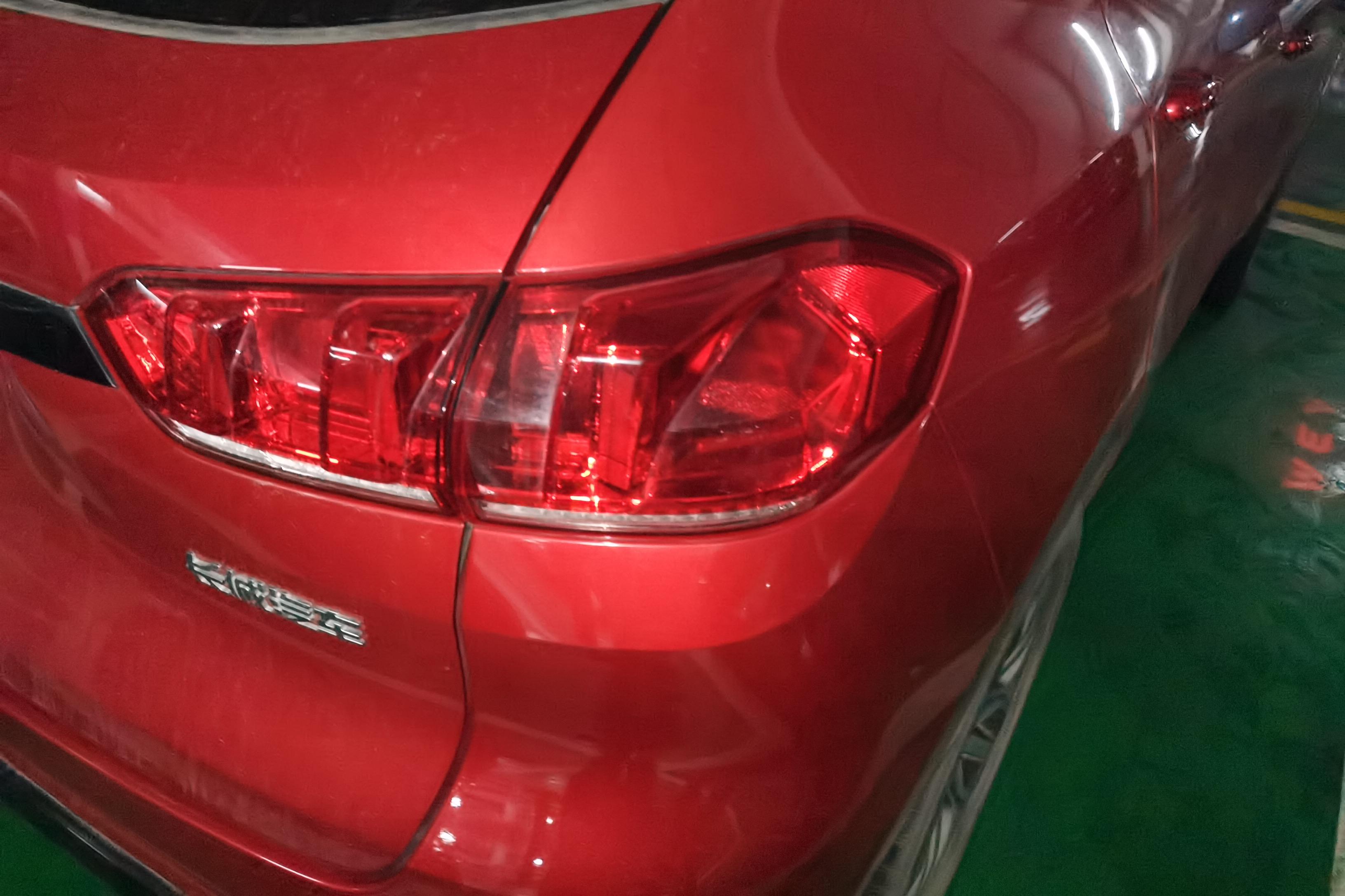 魏牌VV5 2017款 2.0T 自动 前驱 超豪型 (国Ⅴ) 