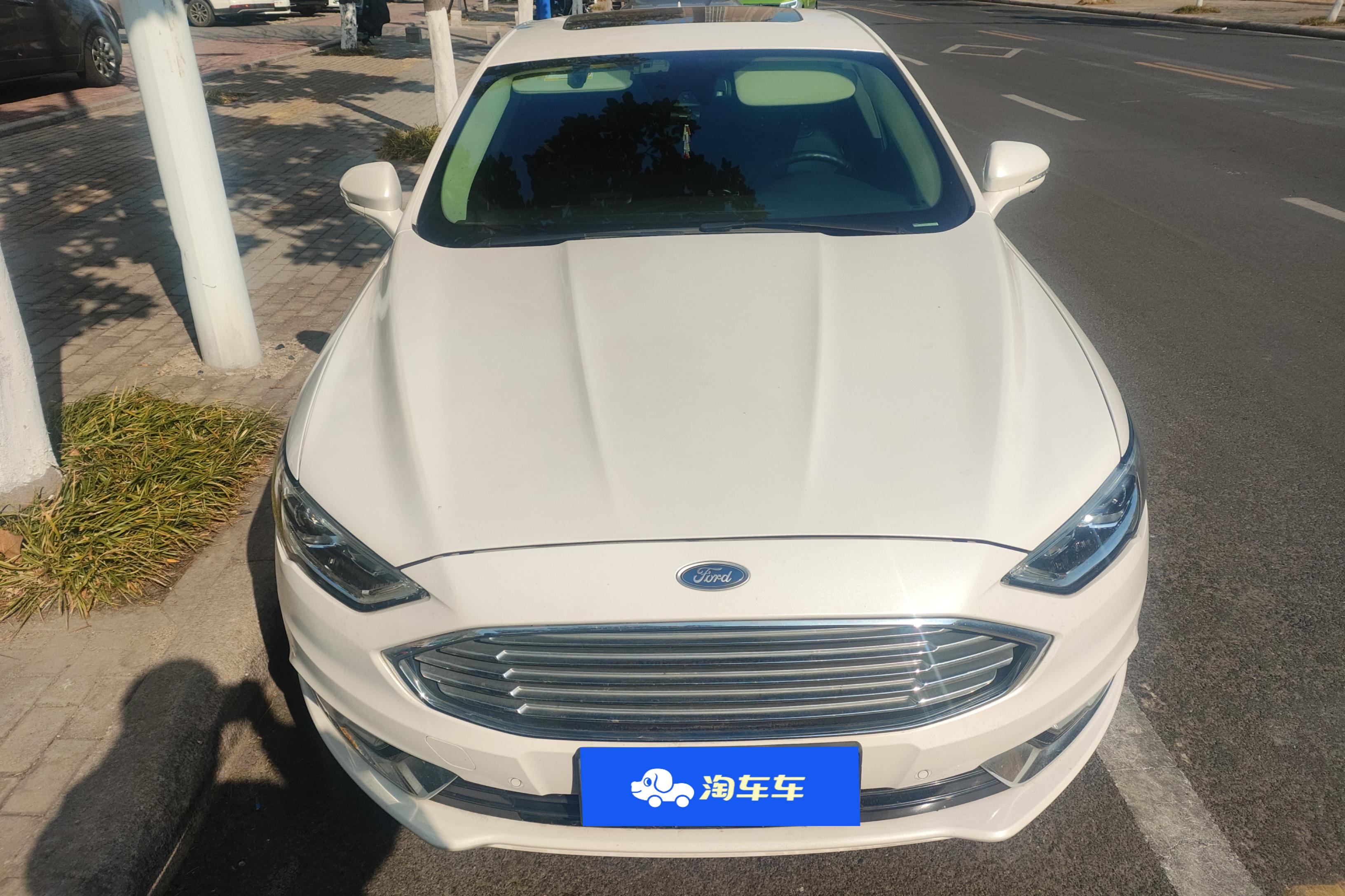 福特蒙迪欧 2017款 1.5T 自动 EcoBoost180豪华型 (国Ⅴ) 