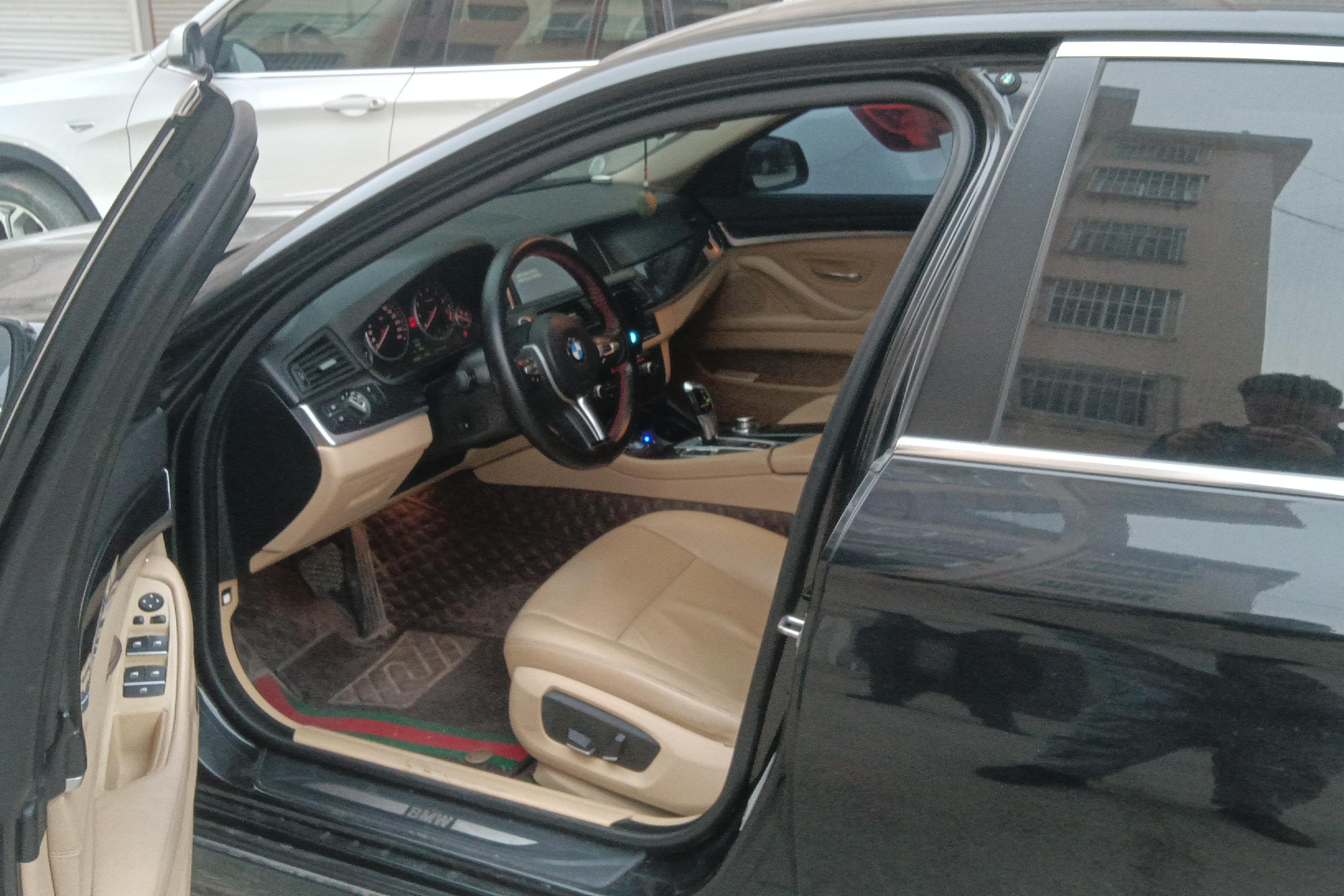 宝马5系 520Li 2014款 2.0T 自动 汽油 典雅型 (国Ⅳ) 