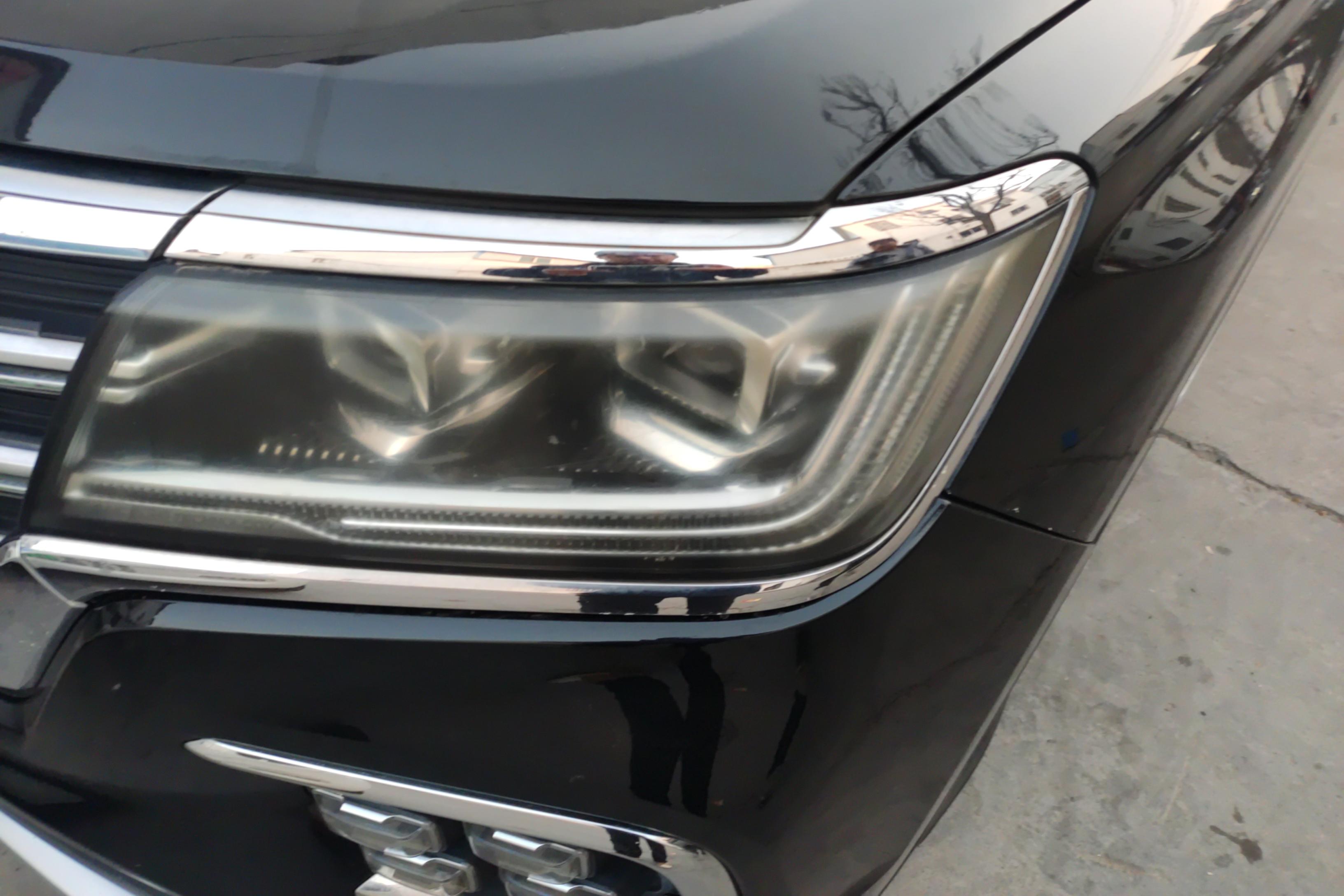 荣威RX8 2018款 2.0T 自动 后驱 30T智联网旗舰版 (国Ⅴ) 