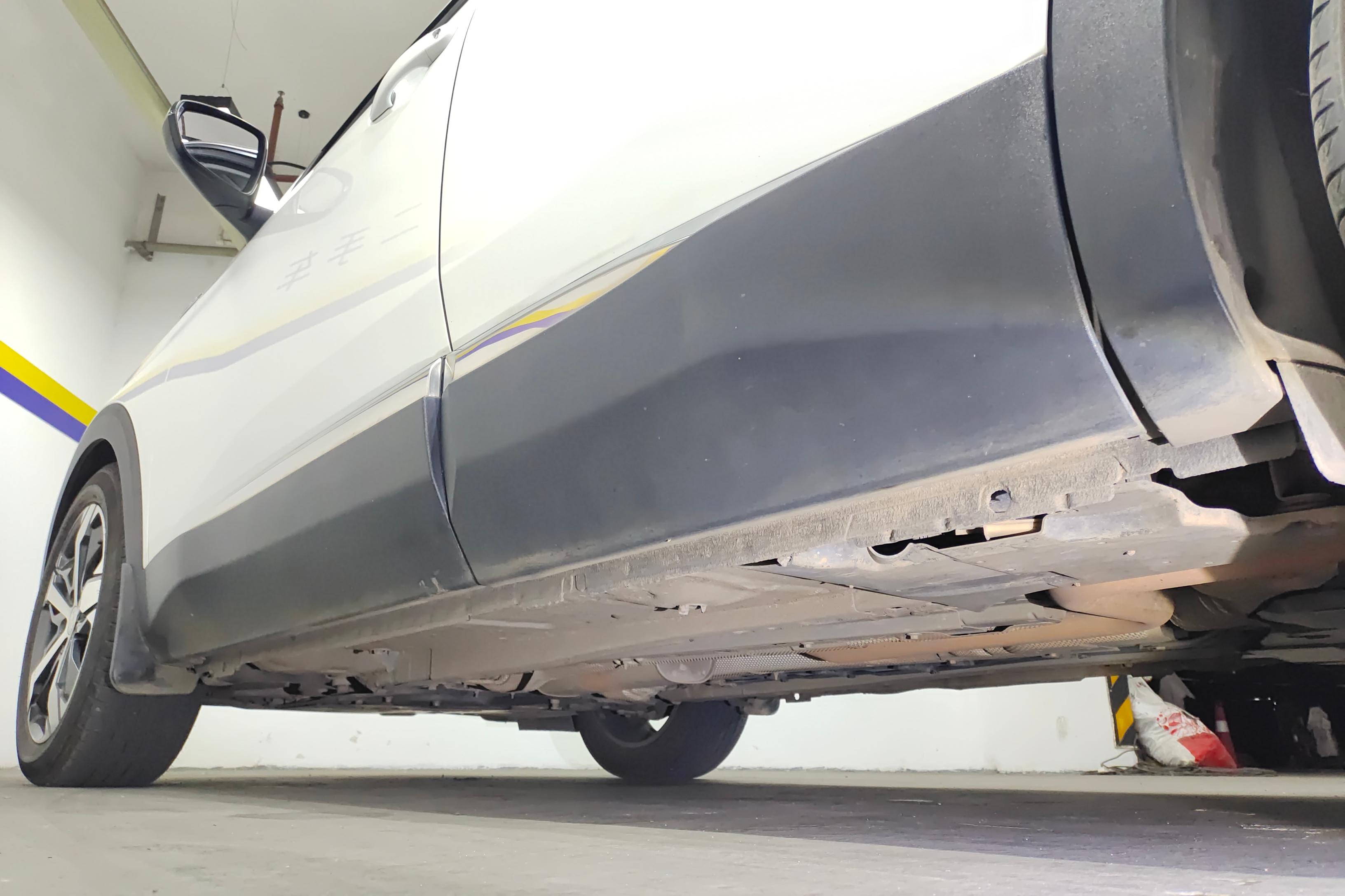 标致4008 2018款 1.6T 自动 350THP精英版 (国Ⅴ) 