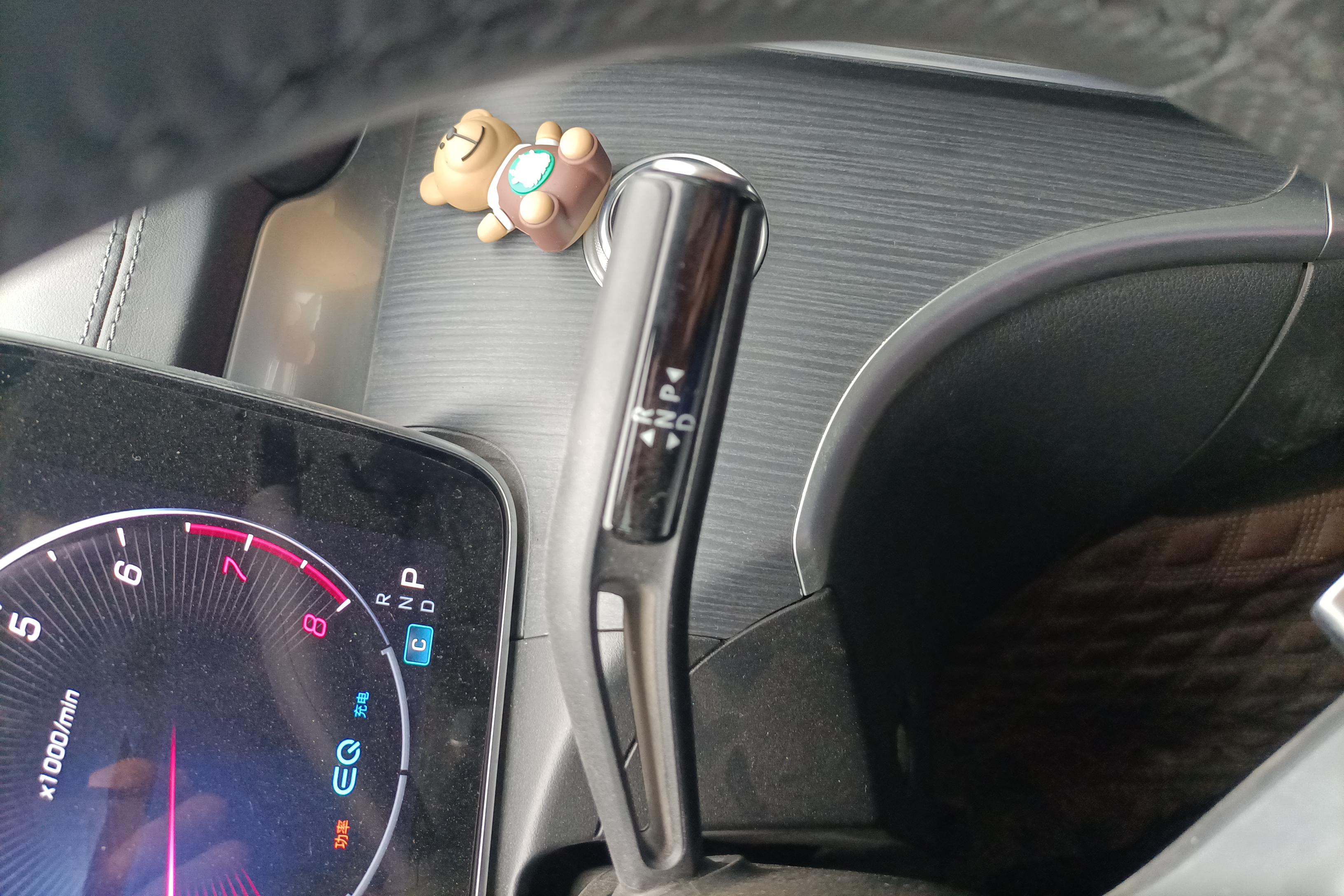 奔驰C级 C200L 2022款 1.5T 自动 改款运动版 (国Ⅵ) 