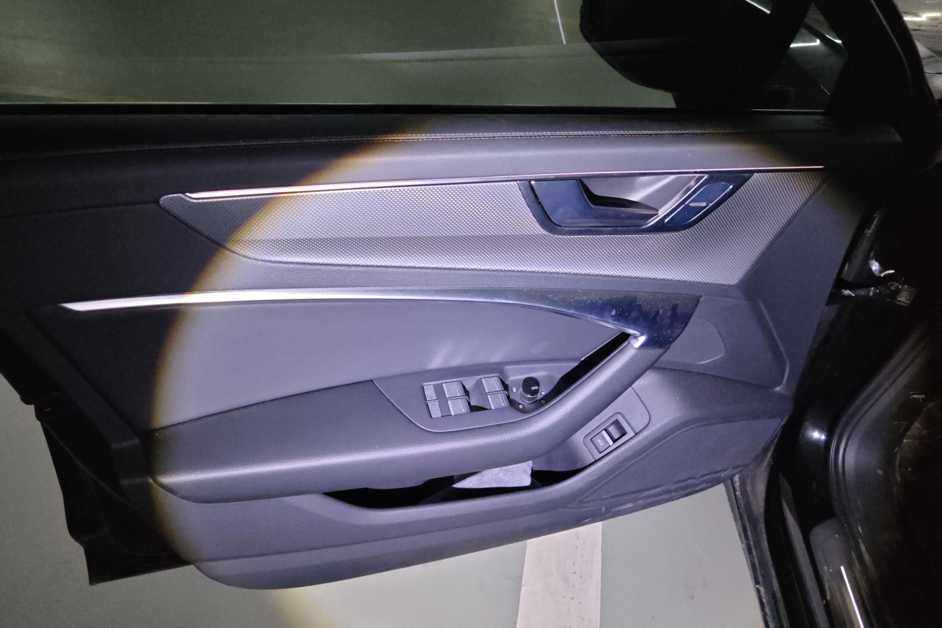 奥迪A6L 40TFSI 2023款 2.0T 自动 豪华致雅型 (国Ⅵ) 