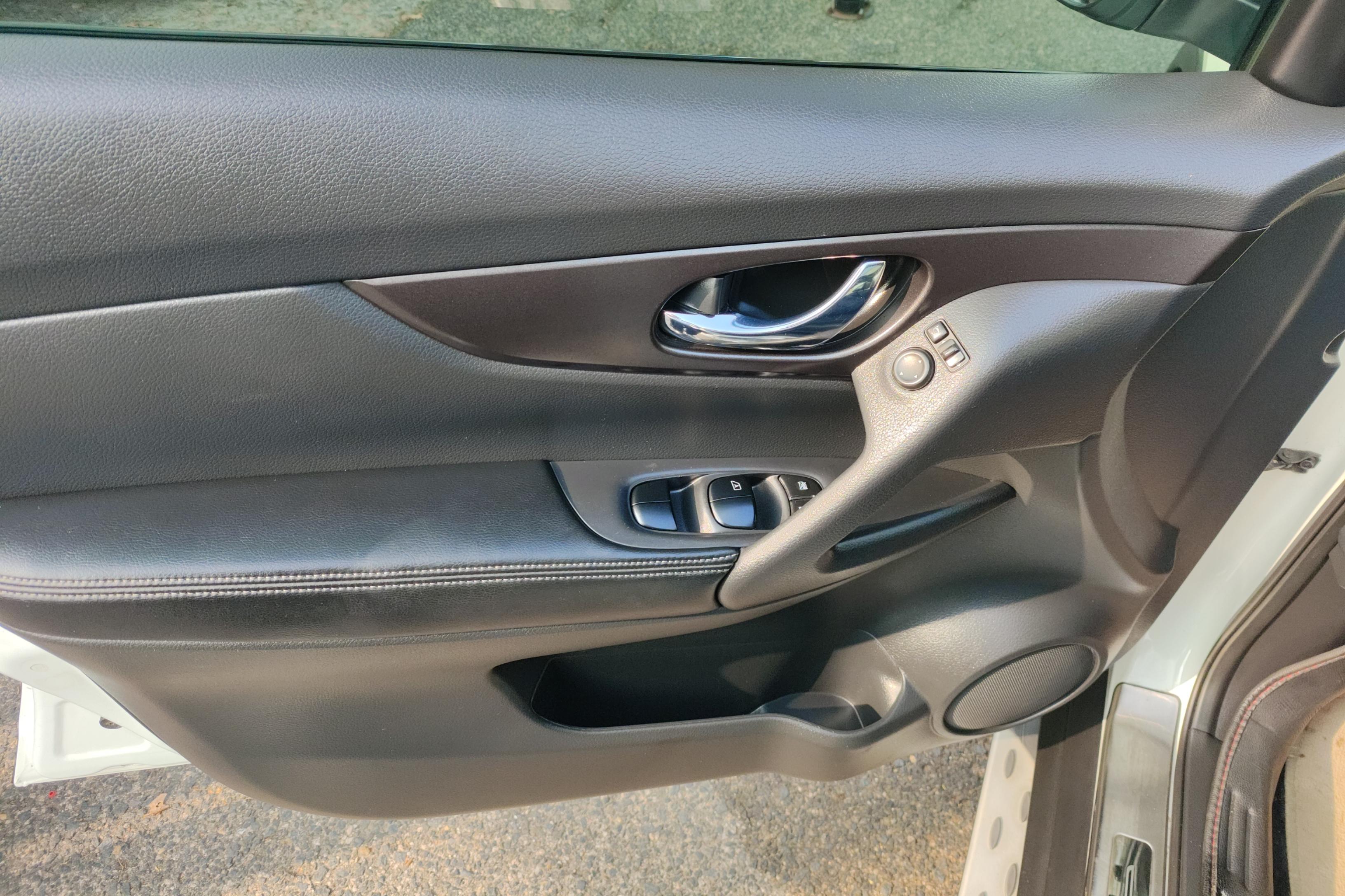 日产奇骏 2014款 2.0L 自动 前驱 舒适版 (国Ⅳ) 