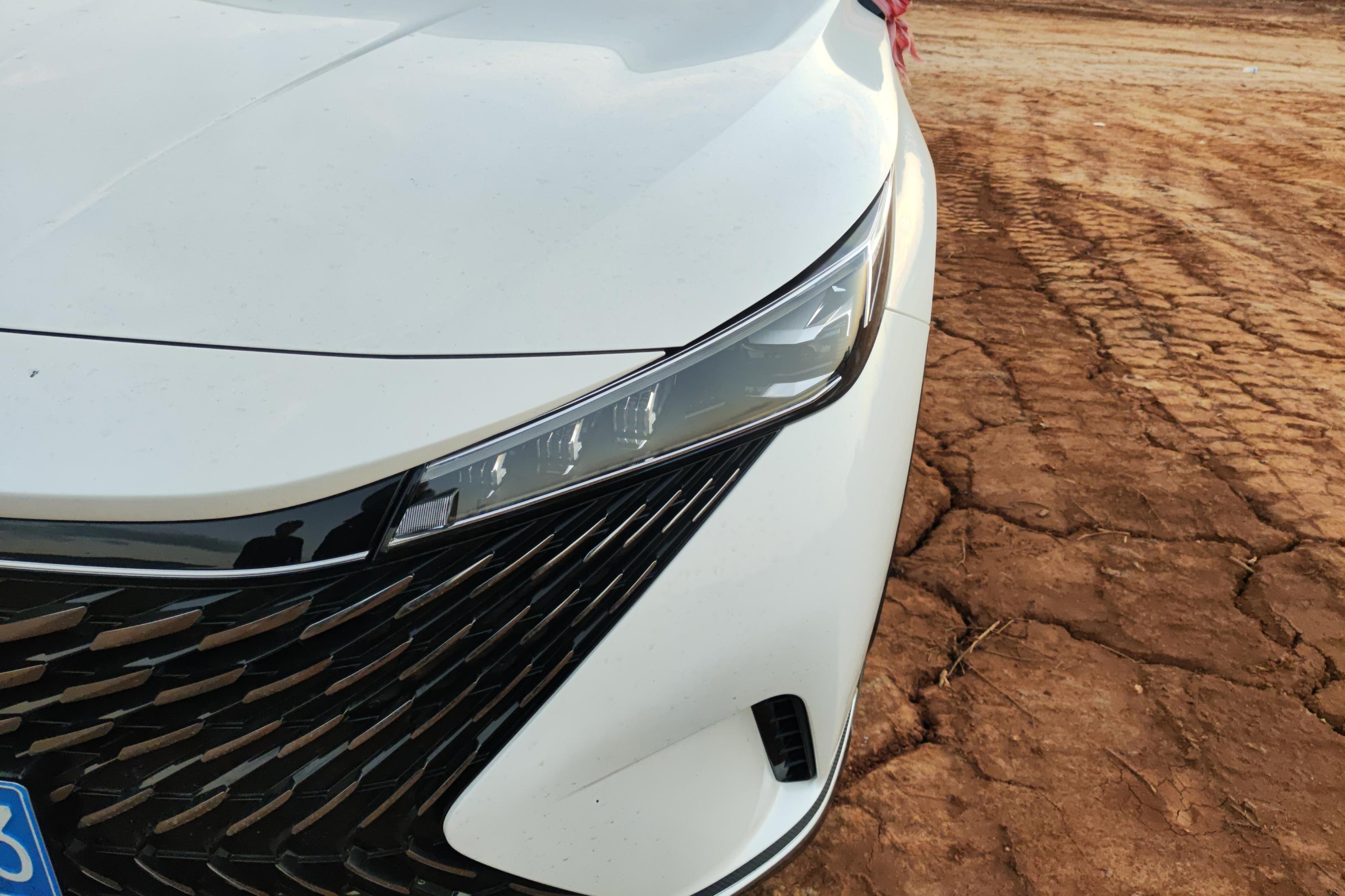荣威RX5 第三代 2023款 1.5T 自动 滑移好屏版 (国Ⅵ) 