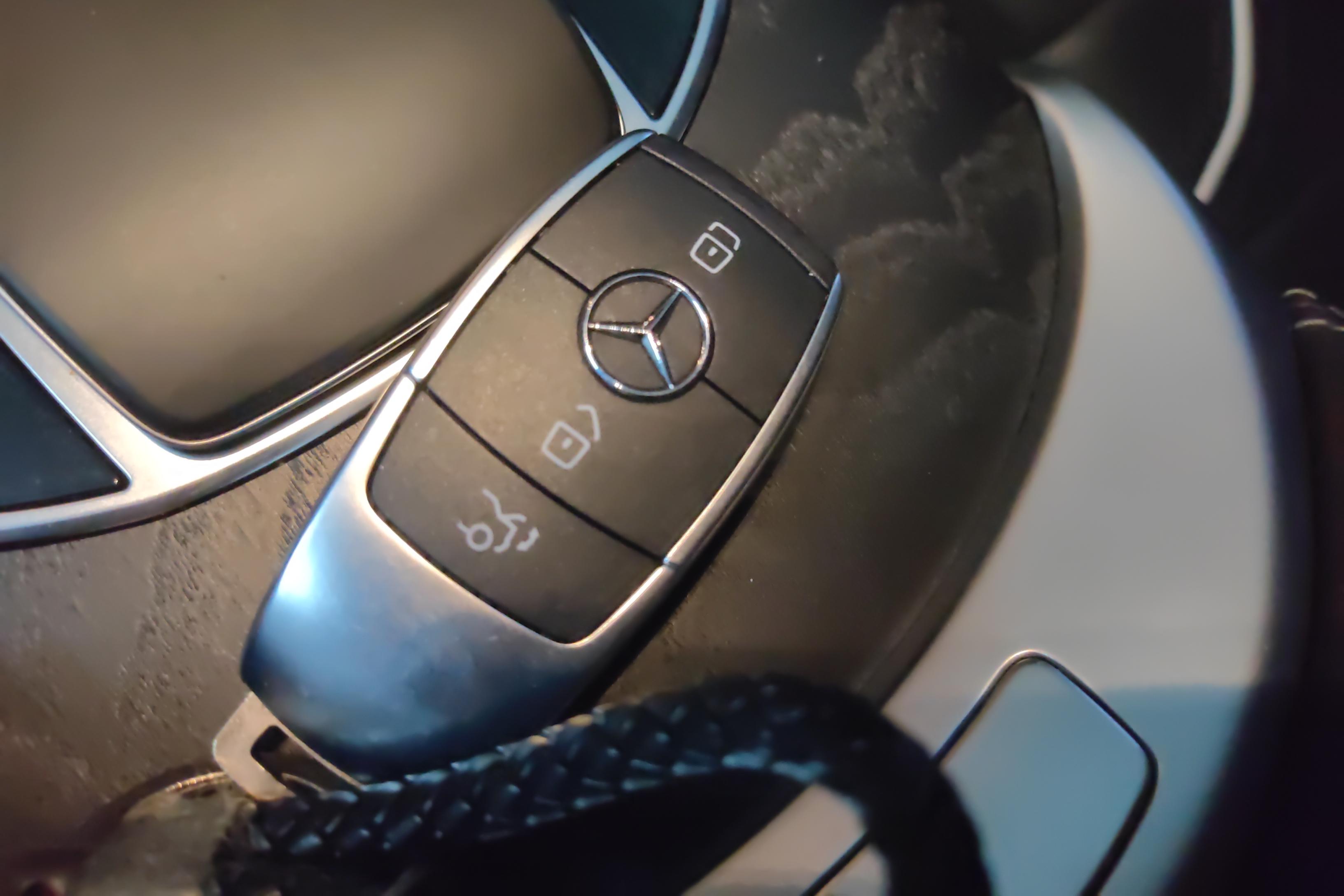 奔驰C级 C260L 2020款 1.5T 自动 运动版改款 (国Ⅵ) 