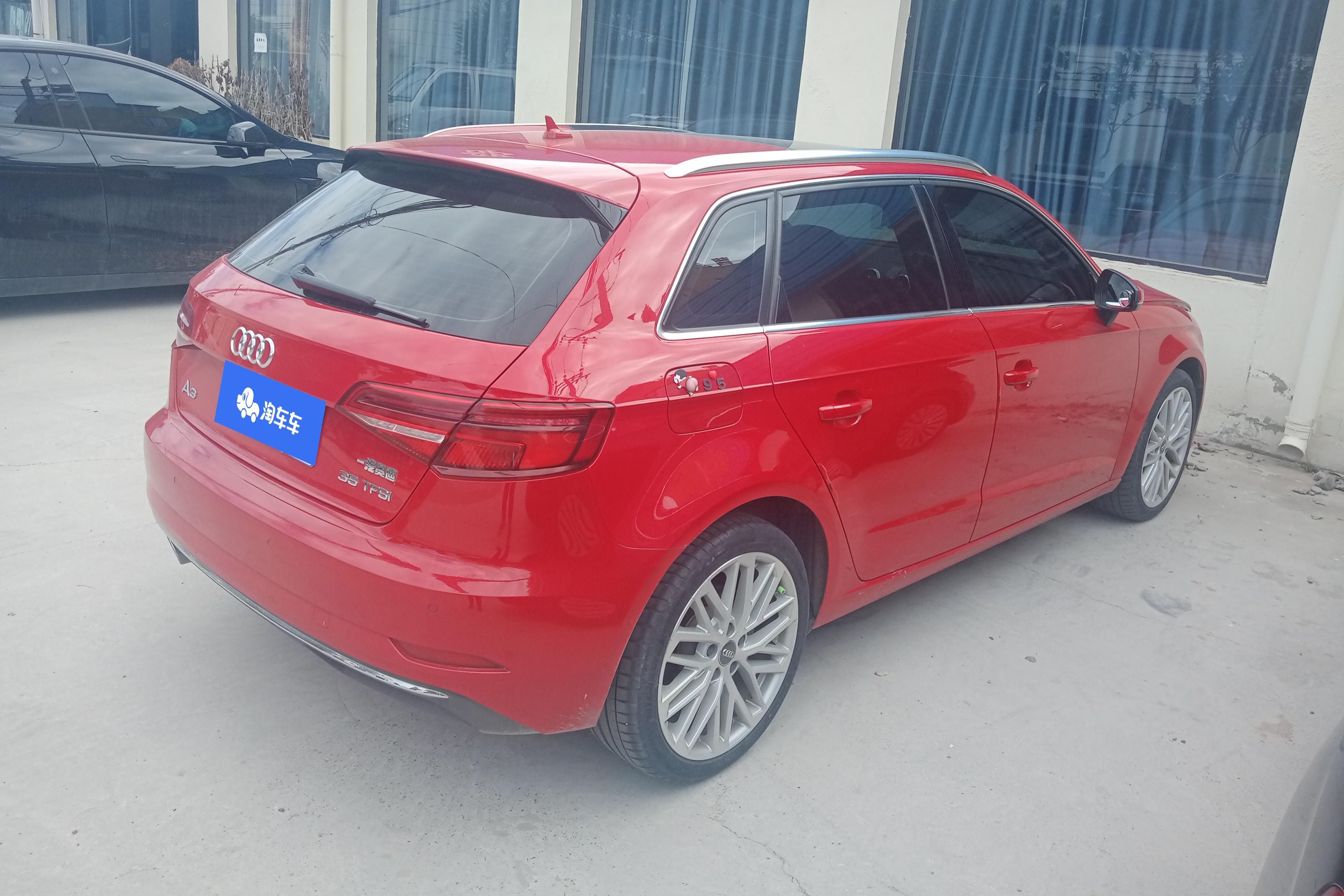 奥迪A3 35TFSI 2018款 1.4T 自动 汽油 进取型30周年Sportback (国Ⅴ) 