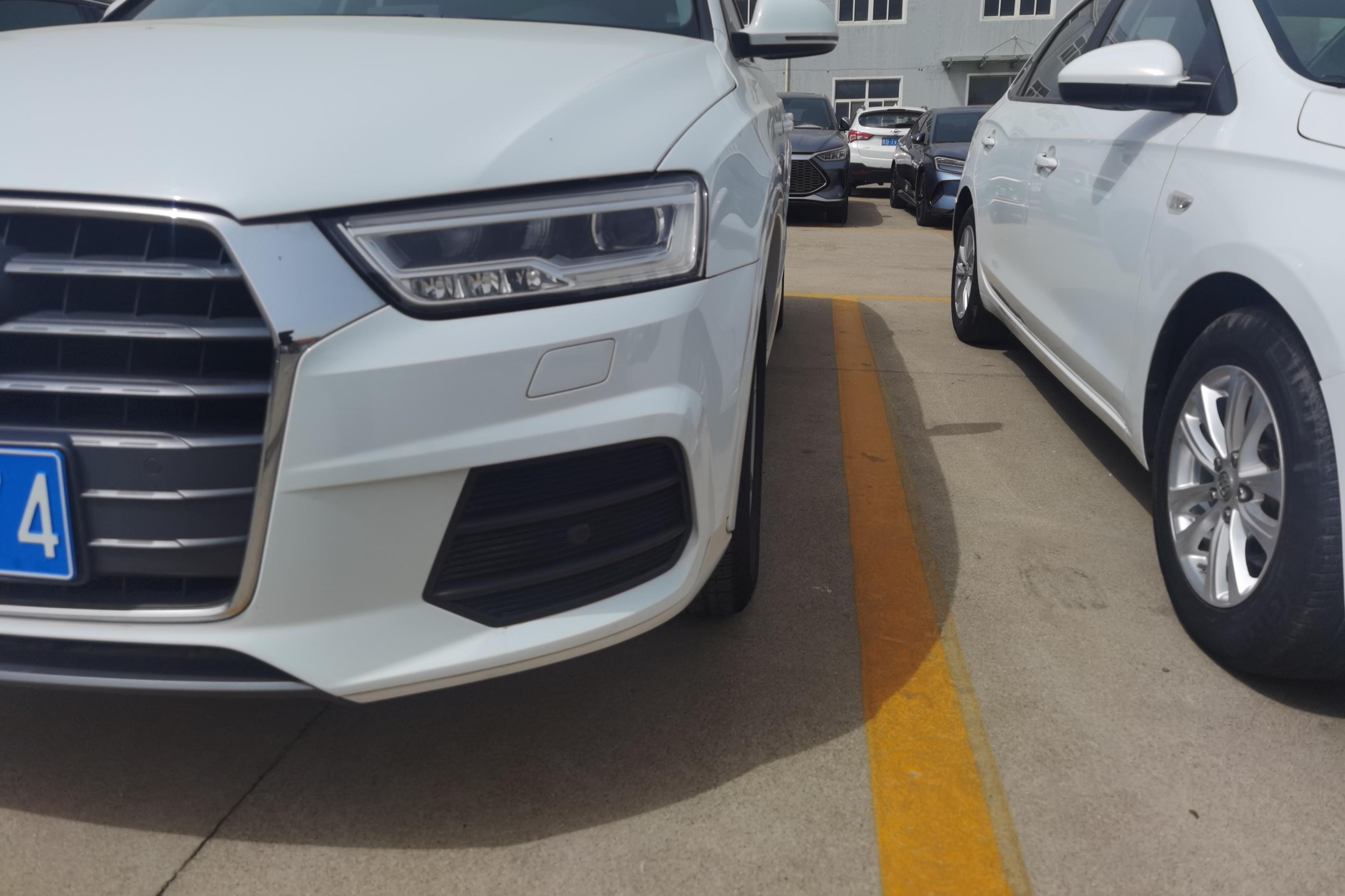 奥迪Q3 30TFSI 2018款 1.4T 自动 前驱 时尚型30周年纪念版 (国Ⅴ) 