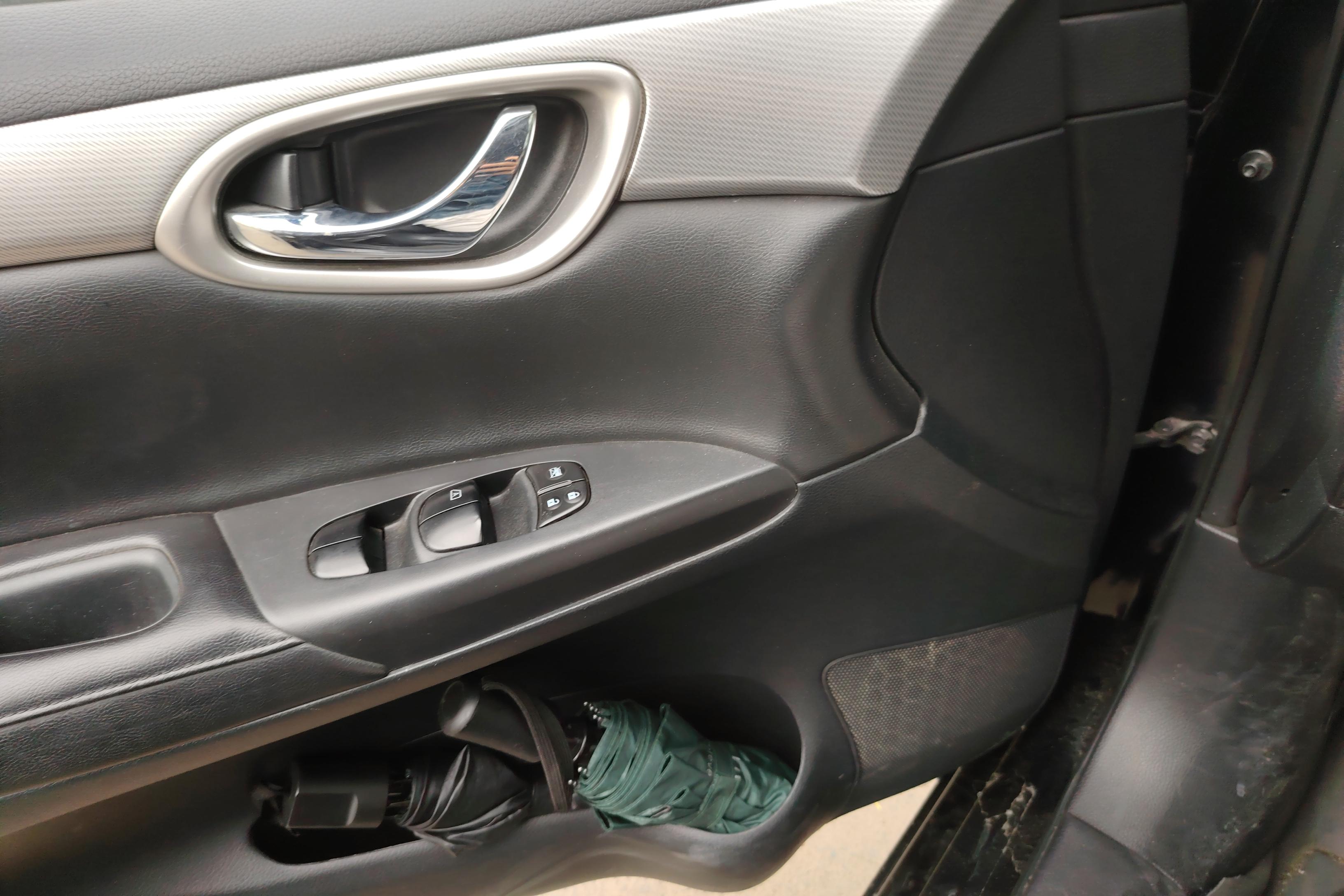 日产轩逸 2012款 1.6L 手动 XL豪华版 (国Ⅳ) 