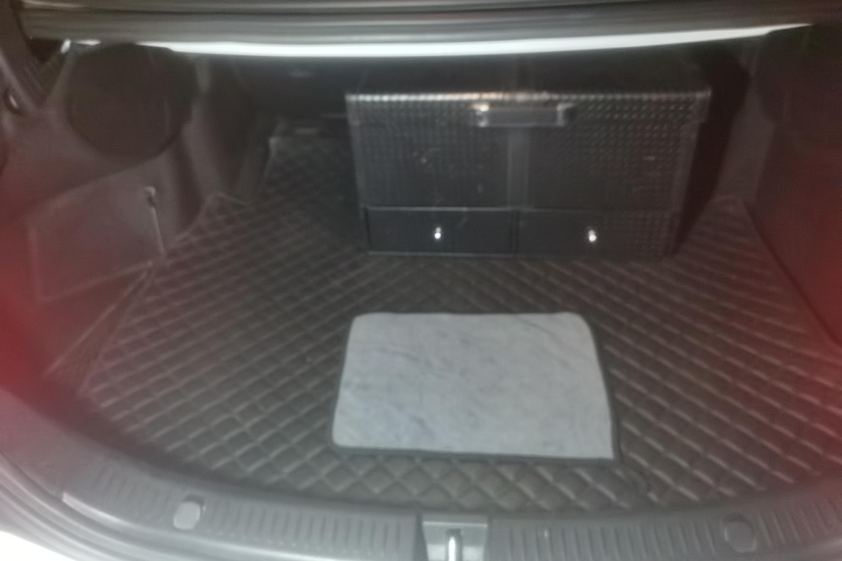 奔驰E级 E200L 2019款 2.0T 自动 汽油 运动型 (国Ⅴ) 