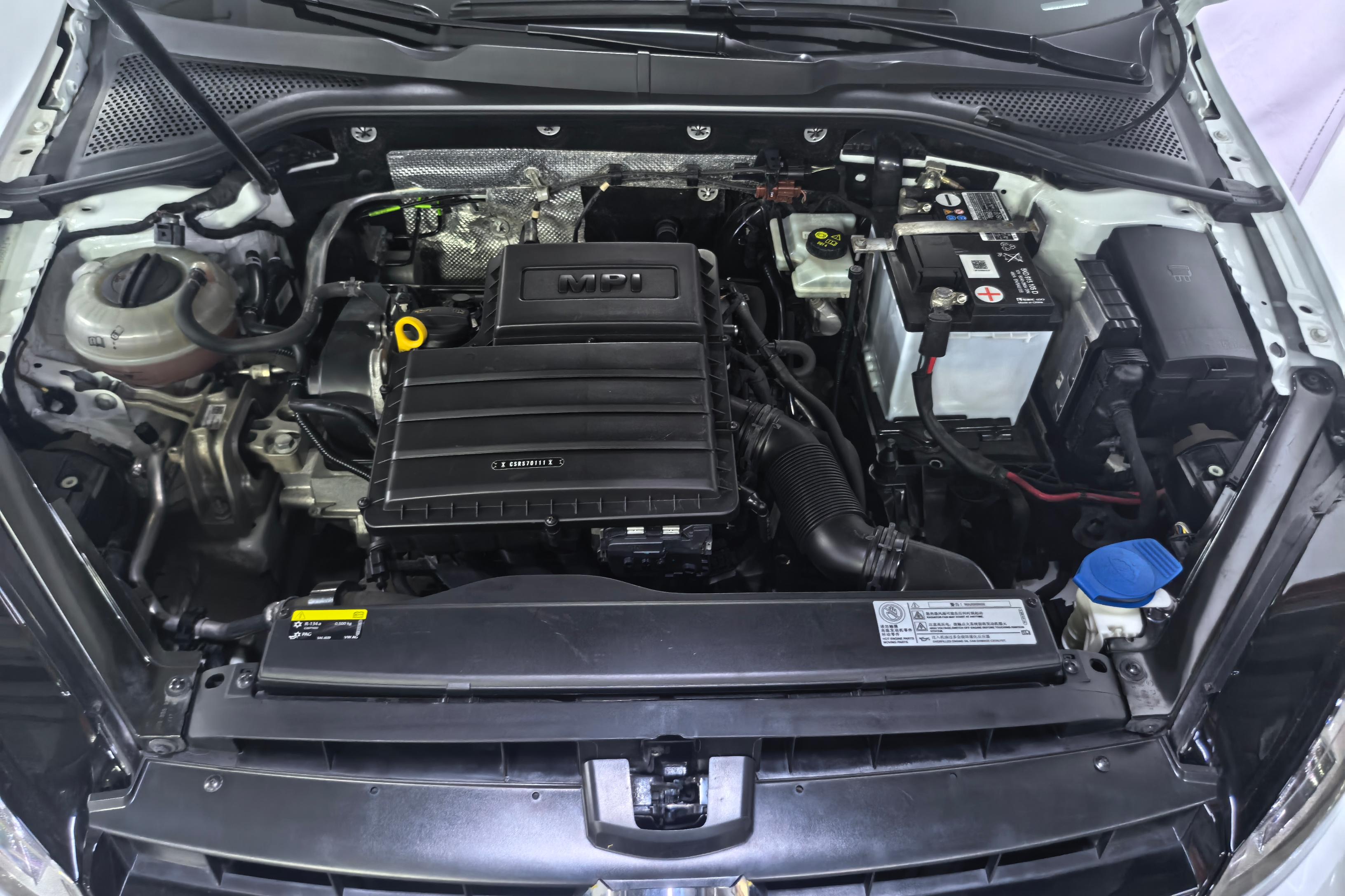 大众高尔夫 2017款 1.6L 自动 汽油 舒适百万辆纪念版 (国Ⅴ) 