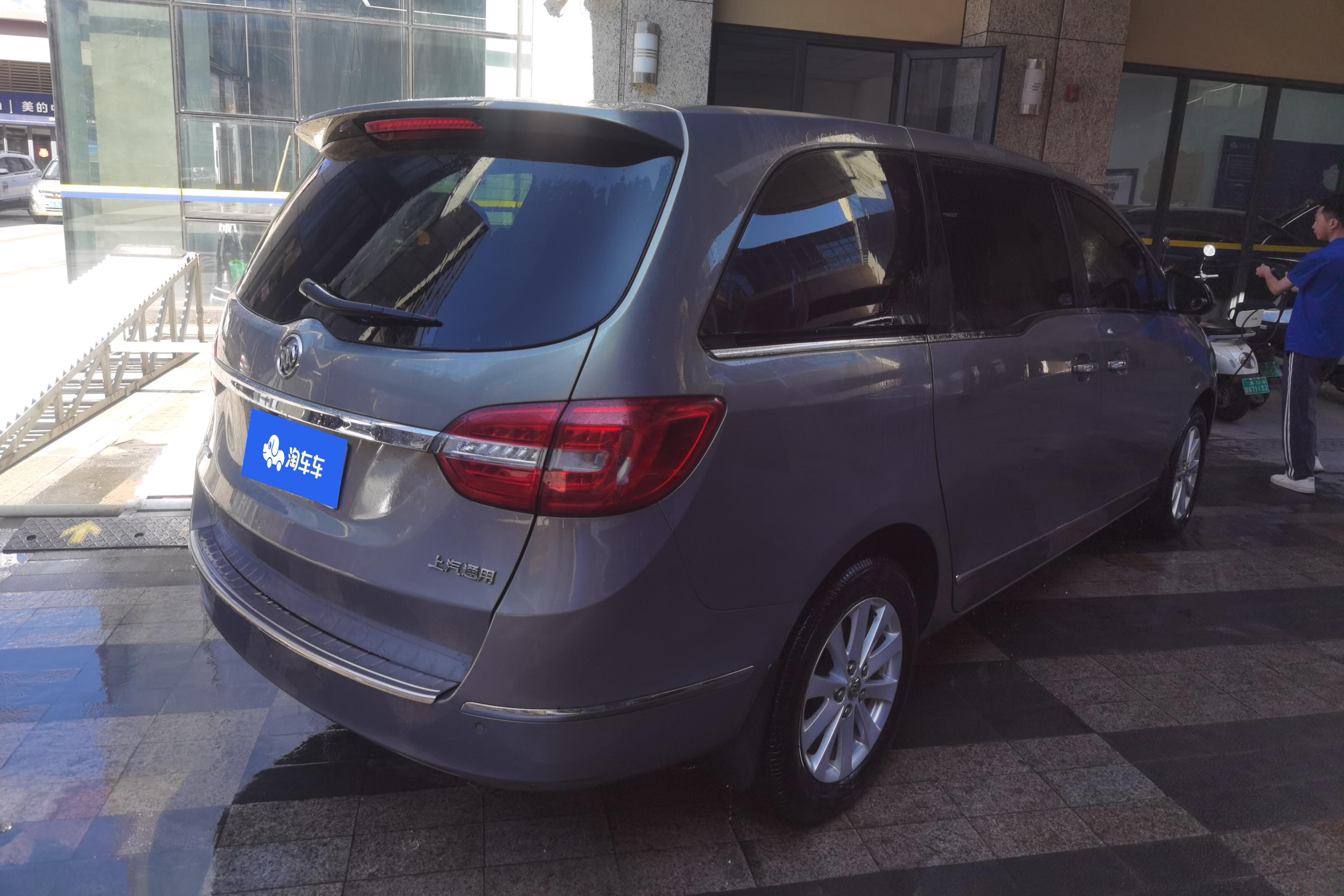 别克GL8 2018款 2.0T 自动 7座 28T豪华型 (国Ⅵ) 
