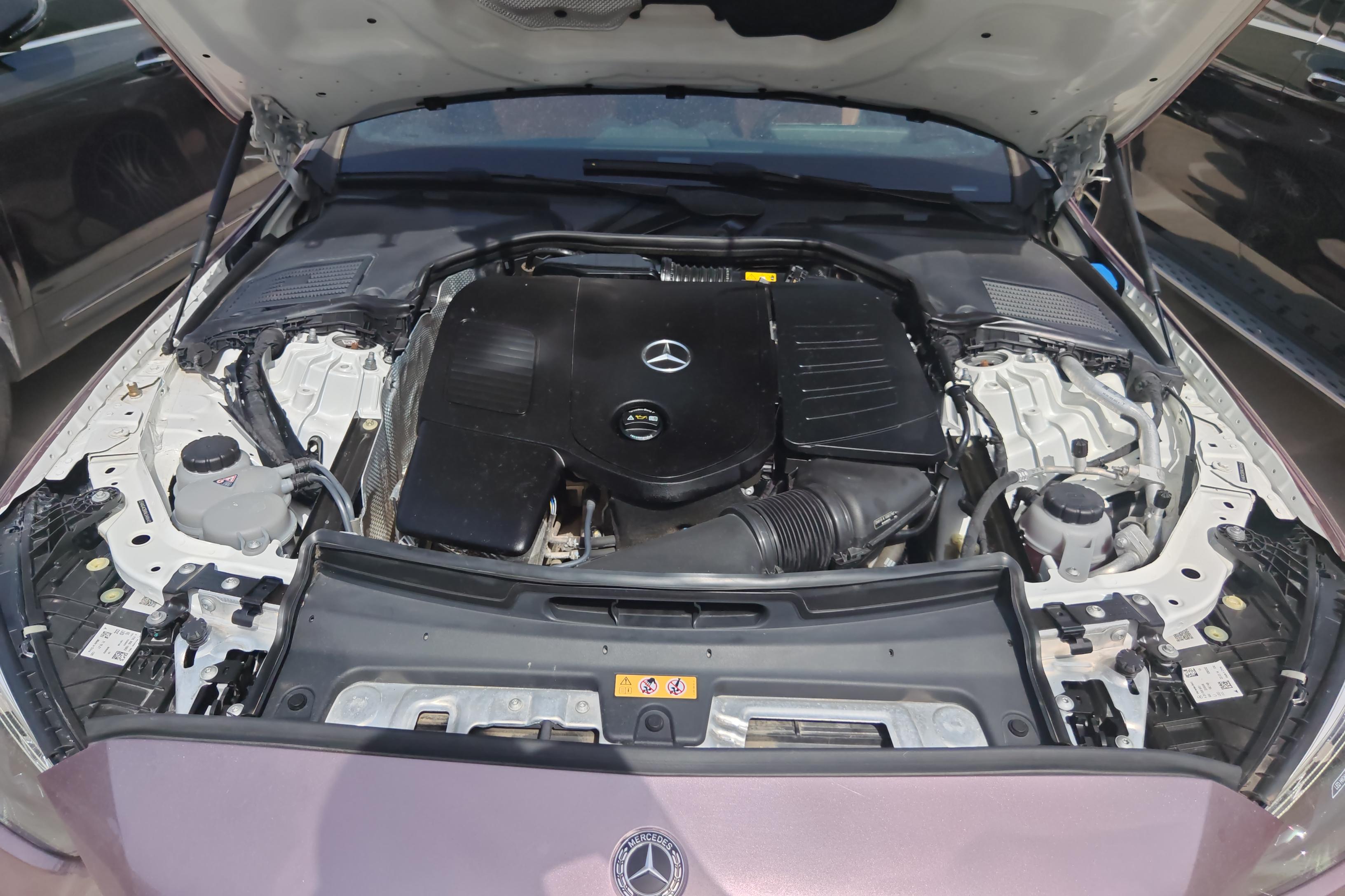 奔驰C级 C260L 2022款 1.5T 自动 改款运动版 (国Ⅵ) 