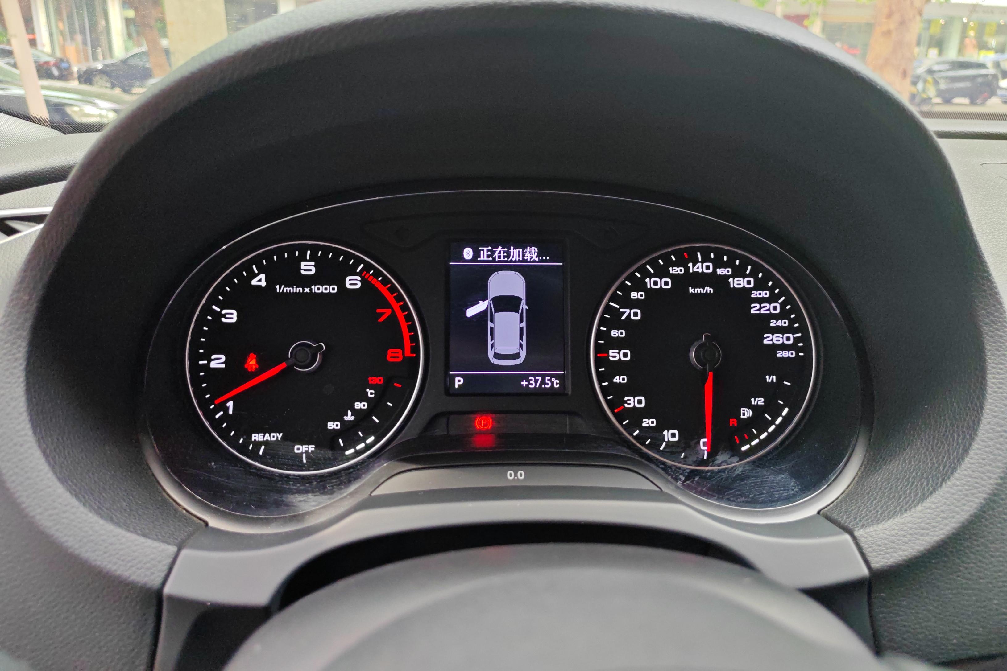 奥迪A3 35TFSI 2018款 1.4T 自动 汽油 进取型30周年Sportback (国Ⅴ) 