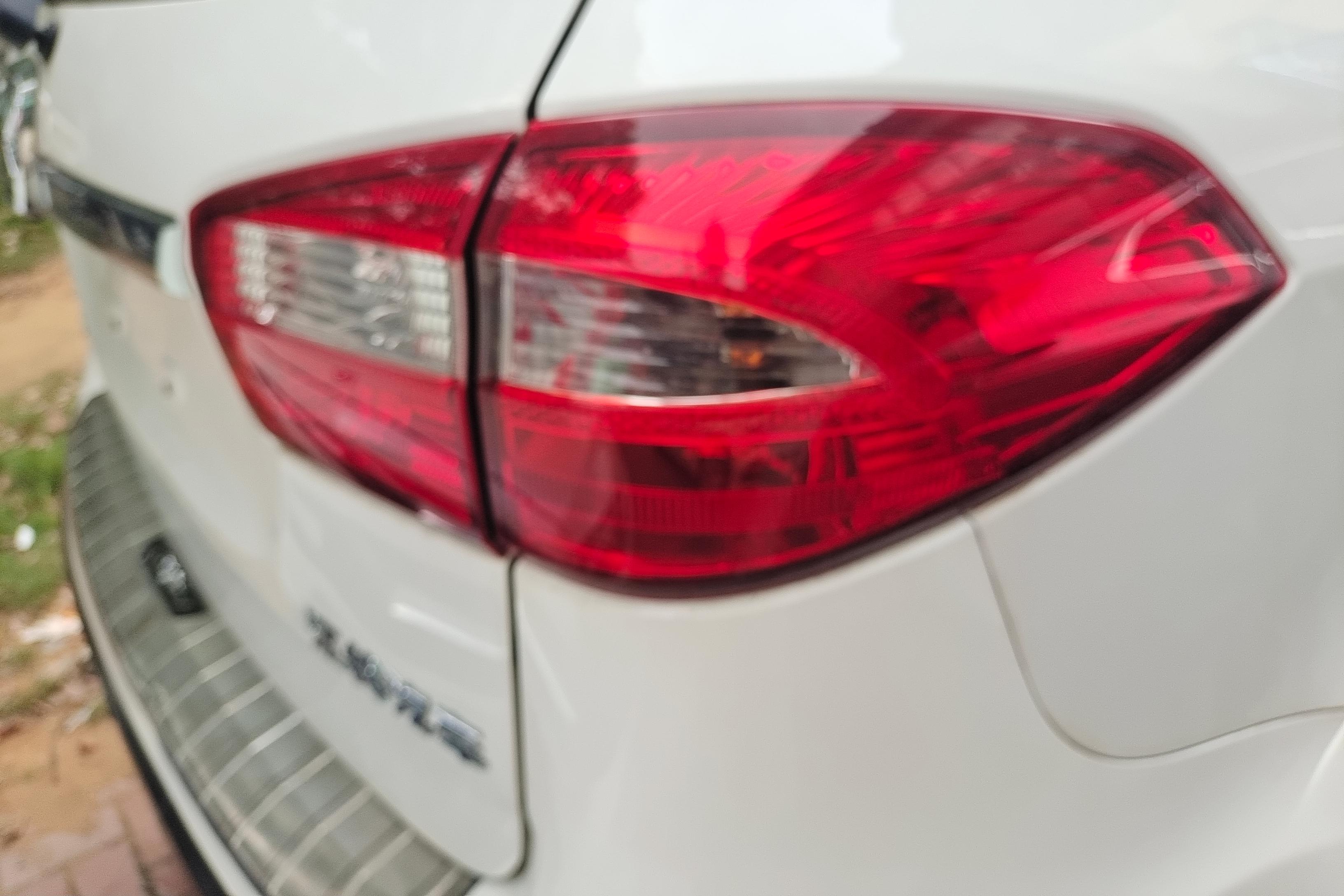 江铃驭胜 S350 2017款 2.0T 自动 后驱 豪华天窗版 (国Ⅴ) 