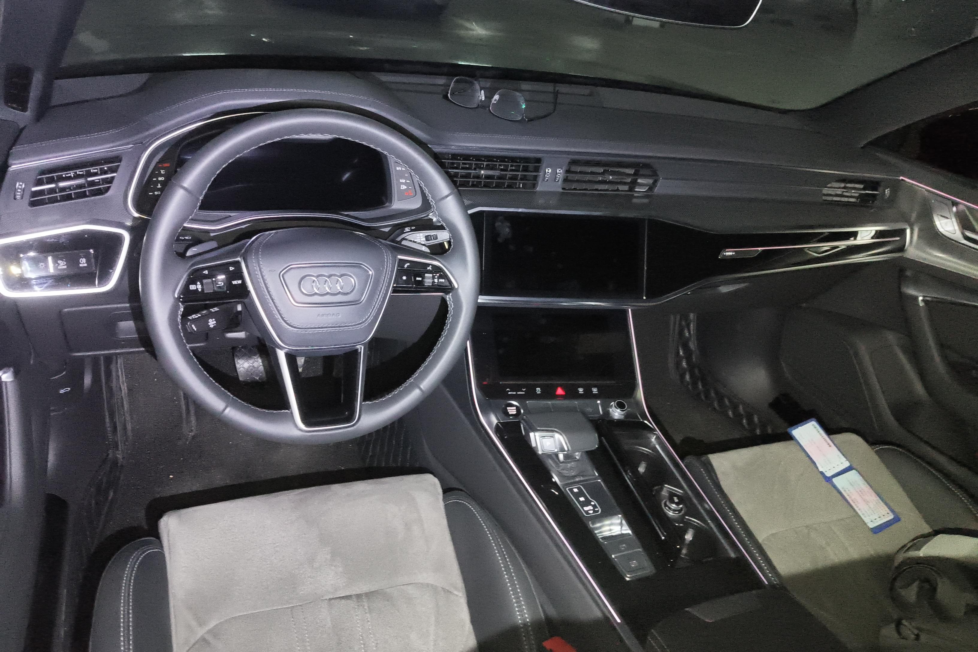 奥迪A6L 45TFSI 2023款 2.0T 自动 改款臻选动感型 (国Ⅵ) 