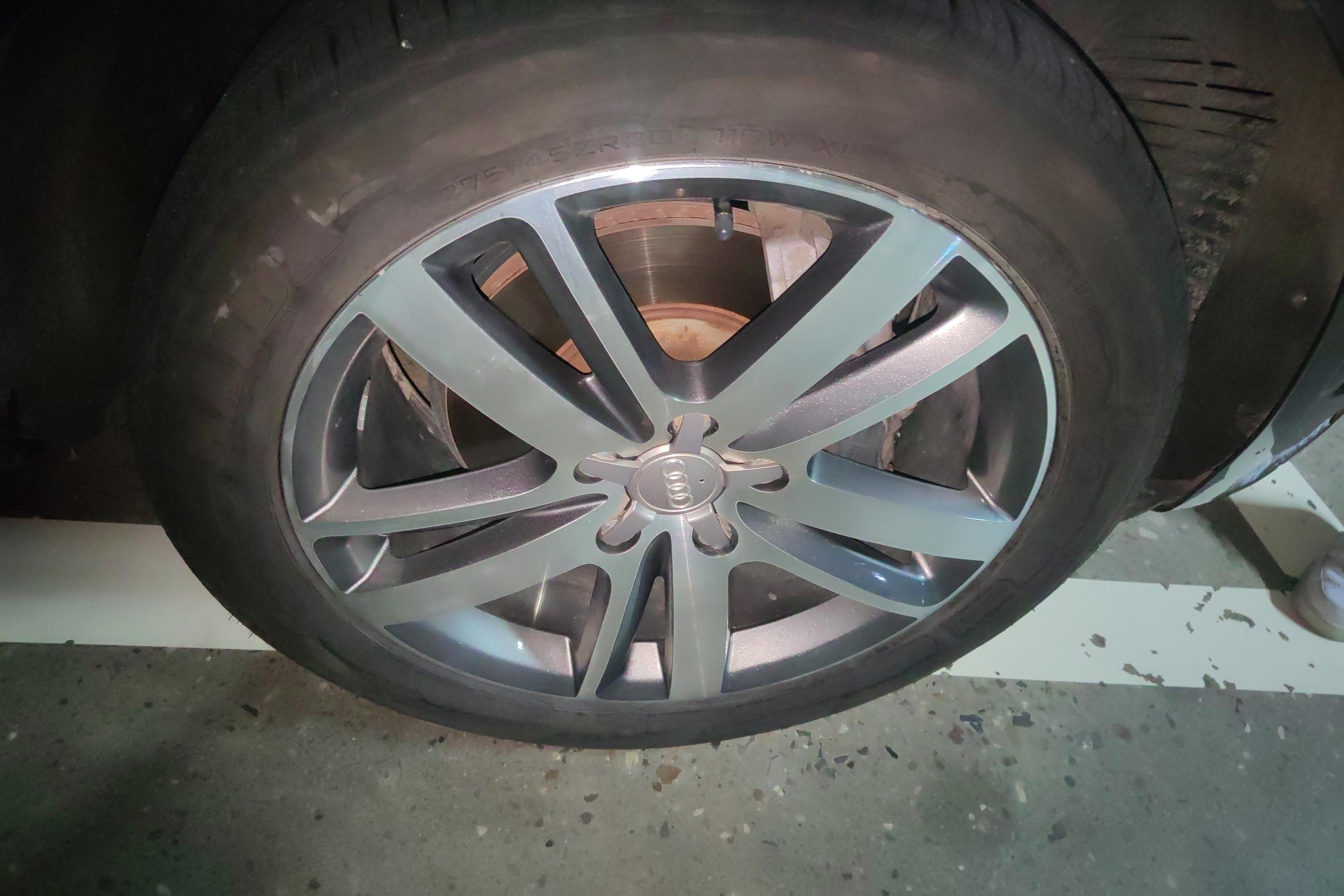 奥迪Q7 35 [进口] 2015款 3.0T 自动 运动型 