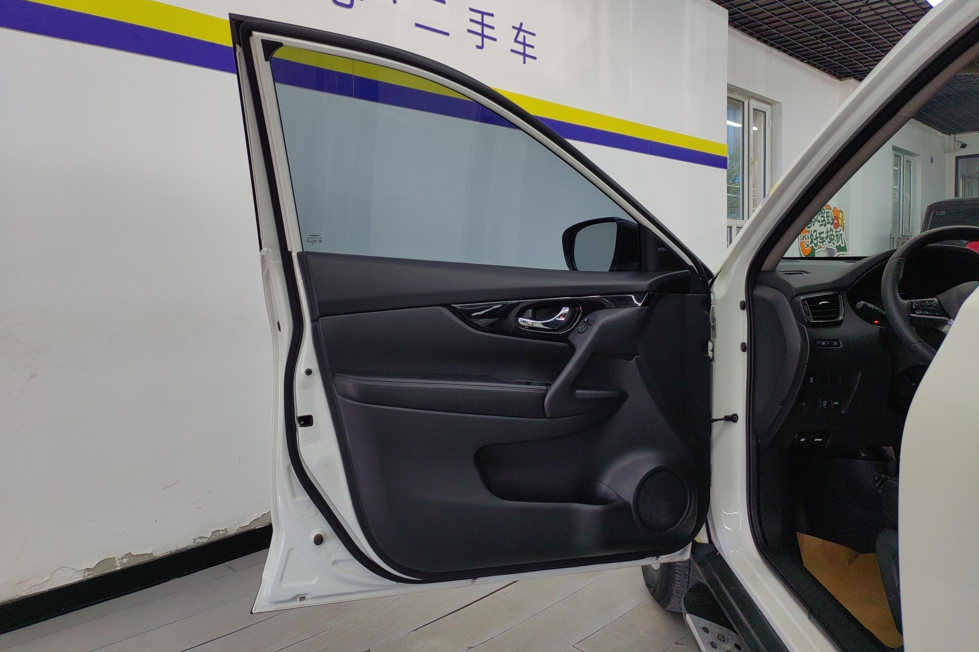 日产奇骏 2019款 2.0L 自动 前驱 智联舒适版 (国Ⅵ) 
