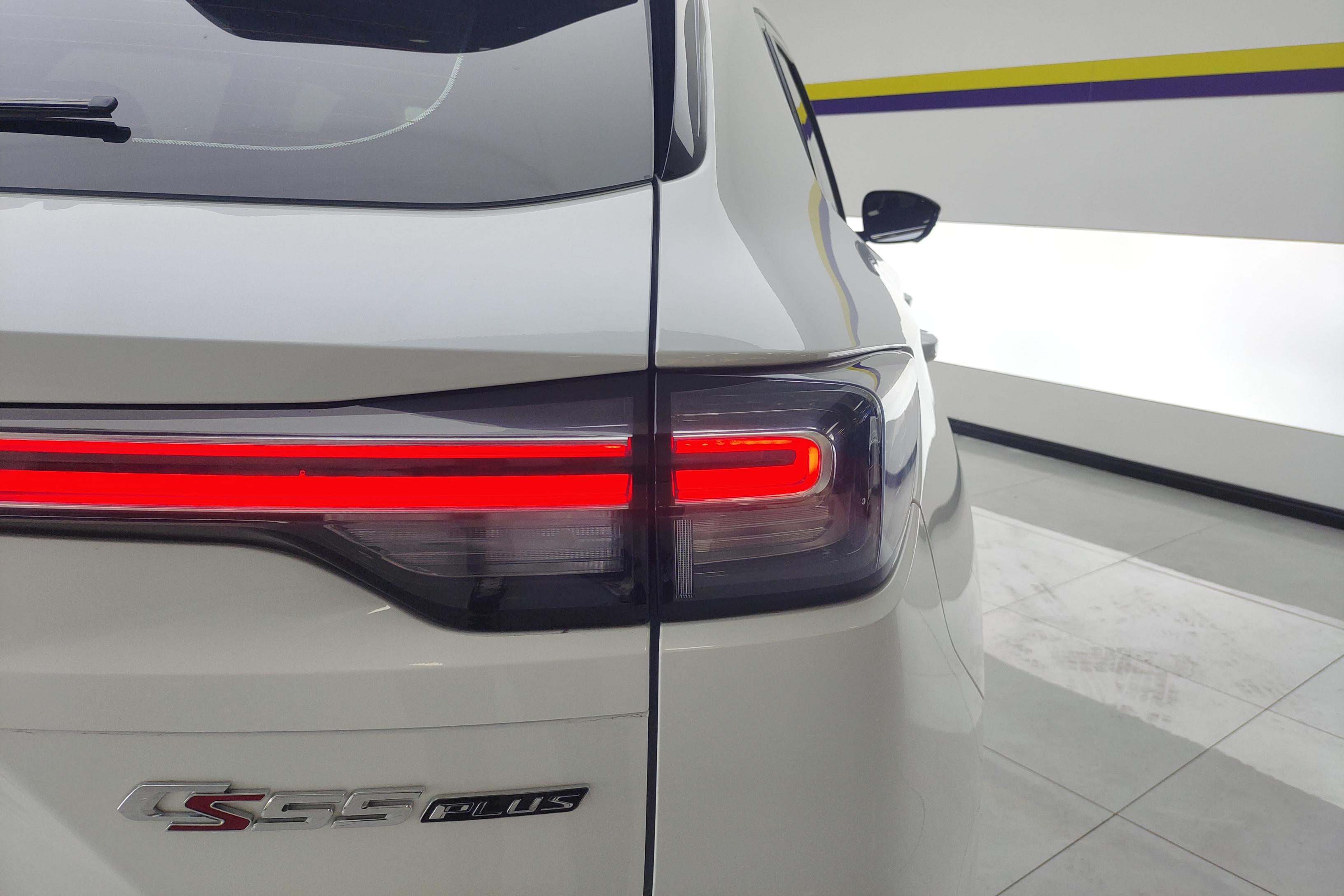 长安CS55 PLUS 第二代 2022款 1.5T 自动 尊贵型 (国Ⅵ) 