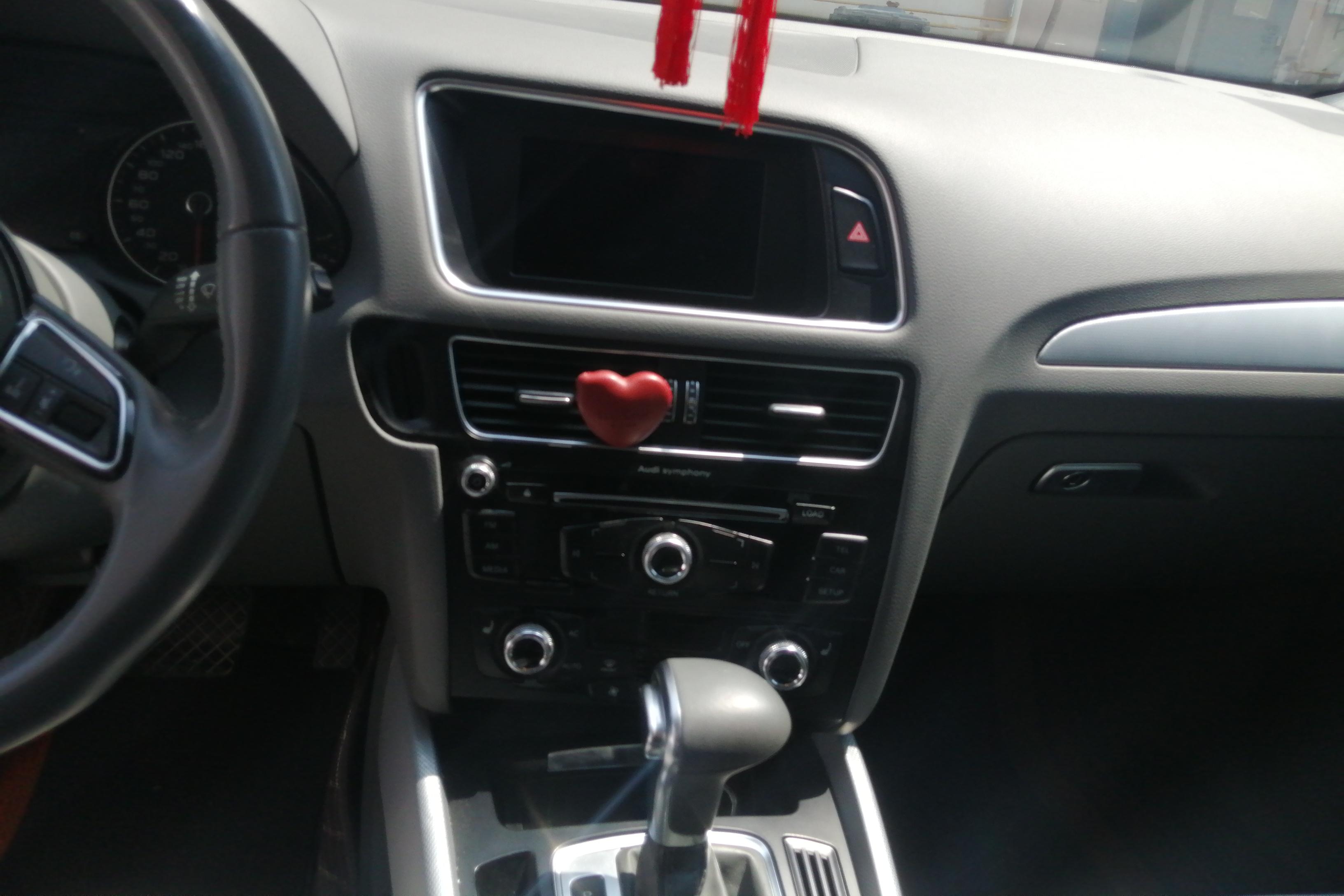 奥迪Q5 2013款 2.0T 自动 四驱 汽油 技术型 (国Ⅳ) 