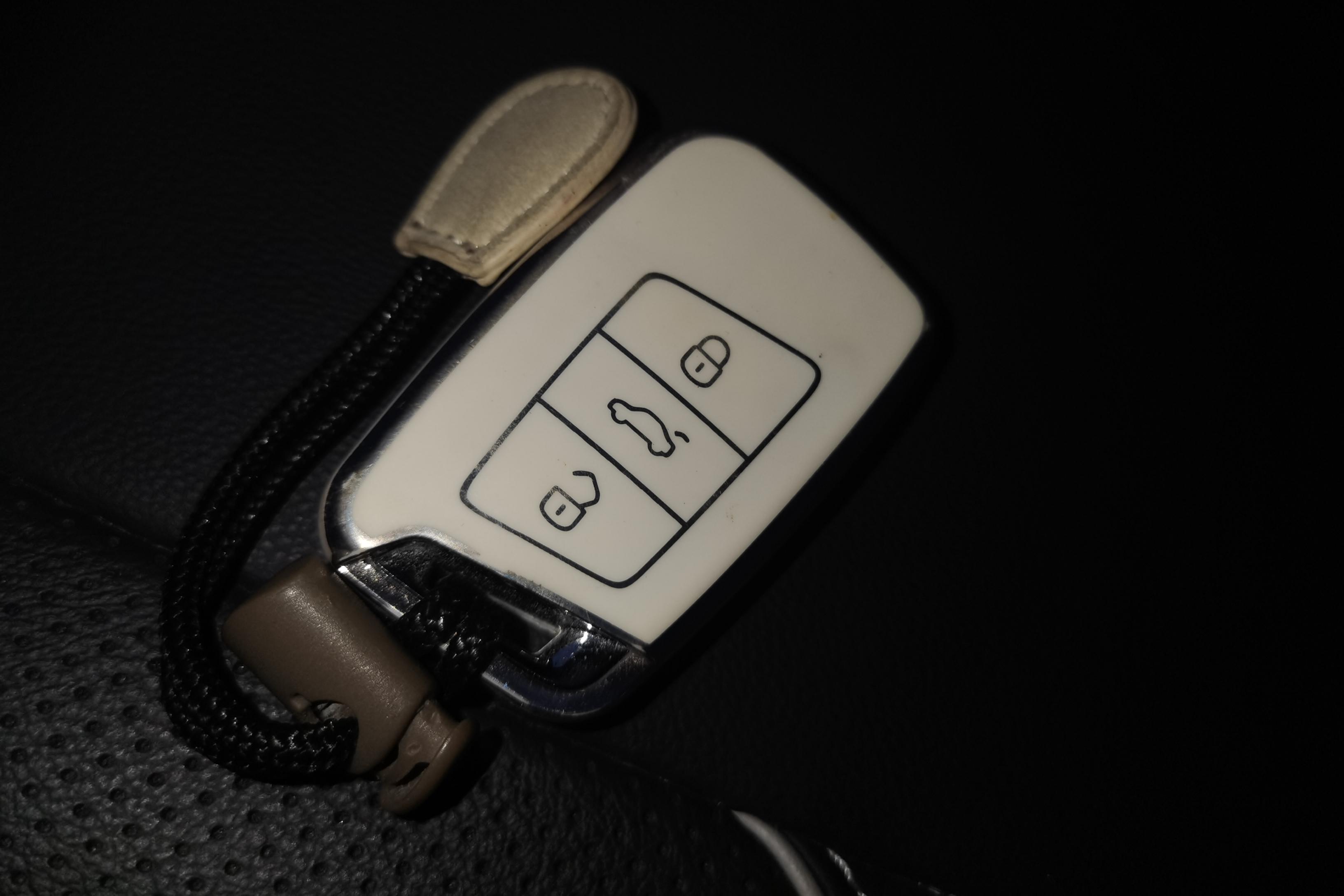 大众帕萨特 2023款 2.0T 自动 汽油 330TSI豪华版 (国Ⅵ) 