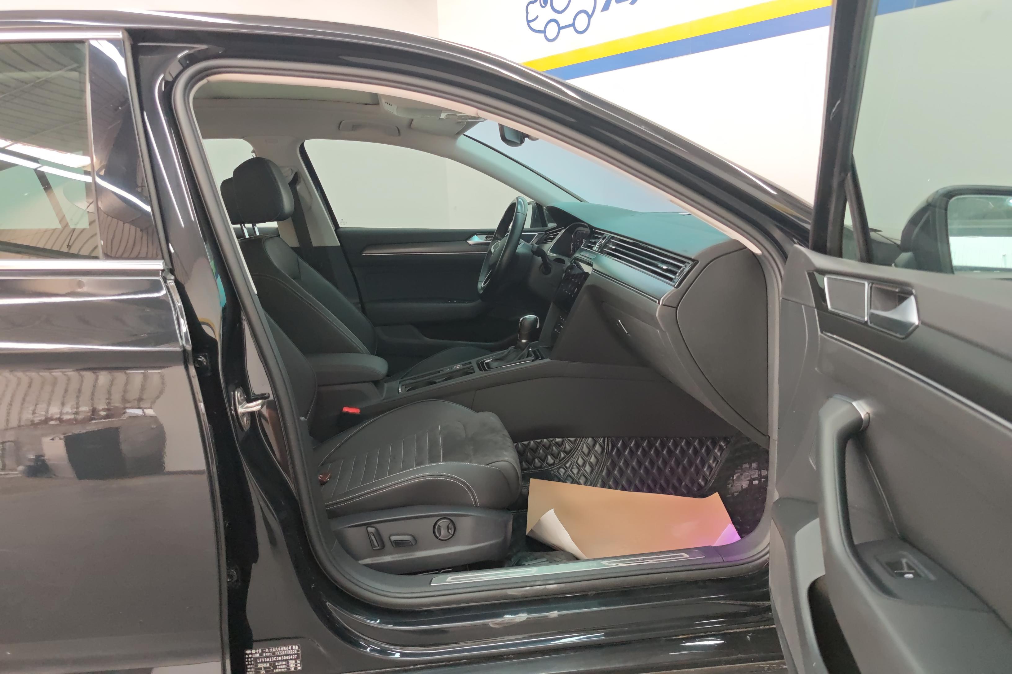 大众迈腾 2021款 2.0T 自动 汽油 330TSI-30周年纪念型 (国Ⅵ) 