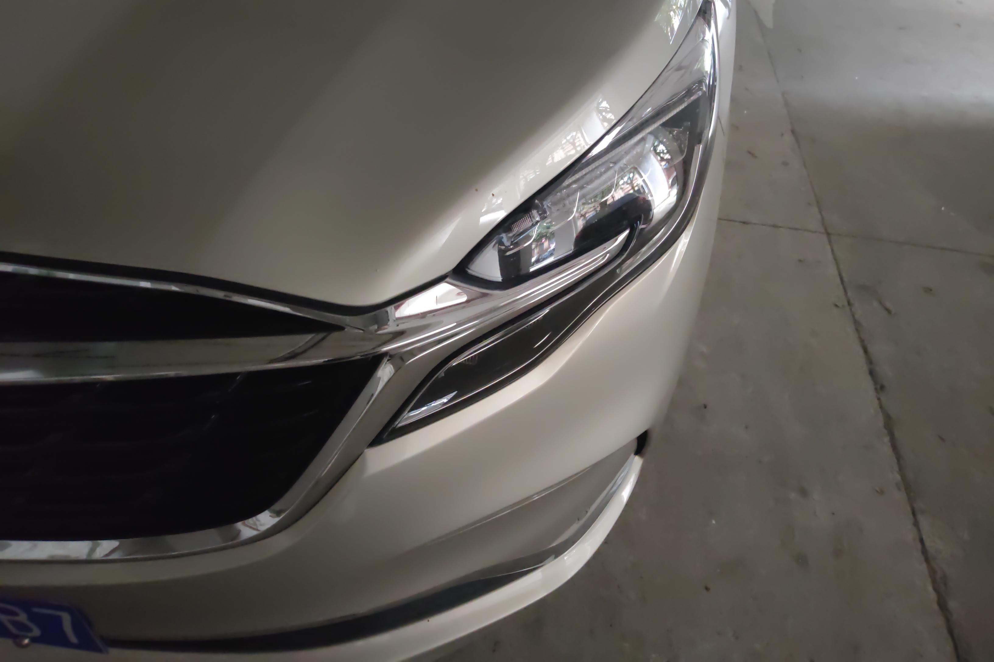 别克GL8 2023款 2.0T 自动 7座 653T尊享型 (国Ⅵ) 