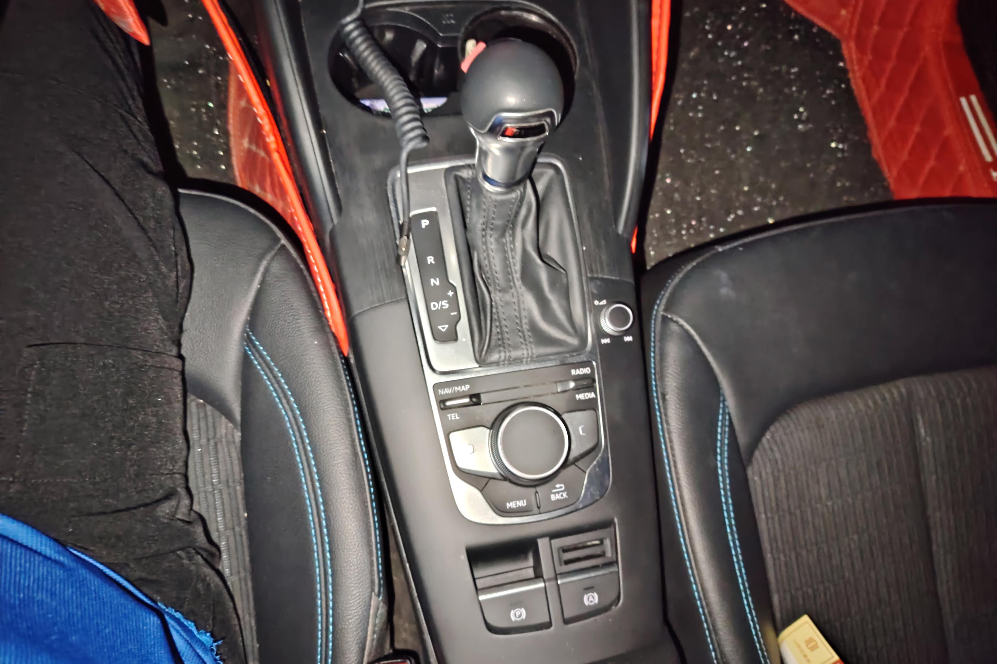 奥迪A3 35TFSI 2020款 1.4T 自动 汽油 改款进取型Sportback (国Ⅵ) 