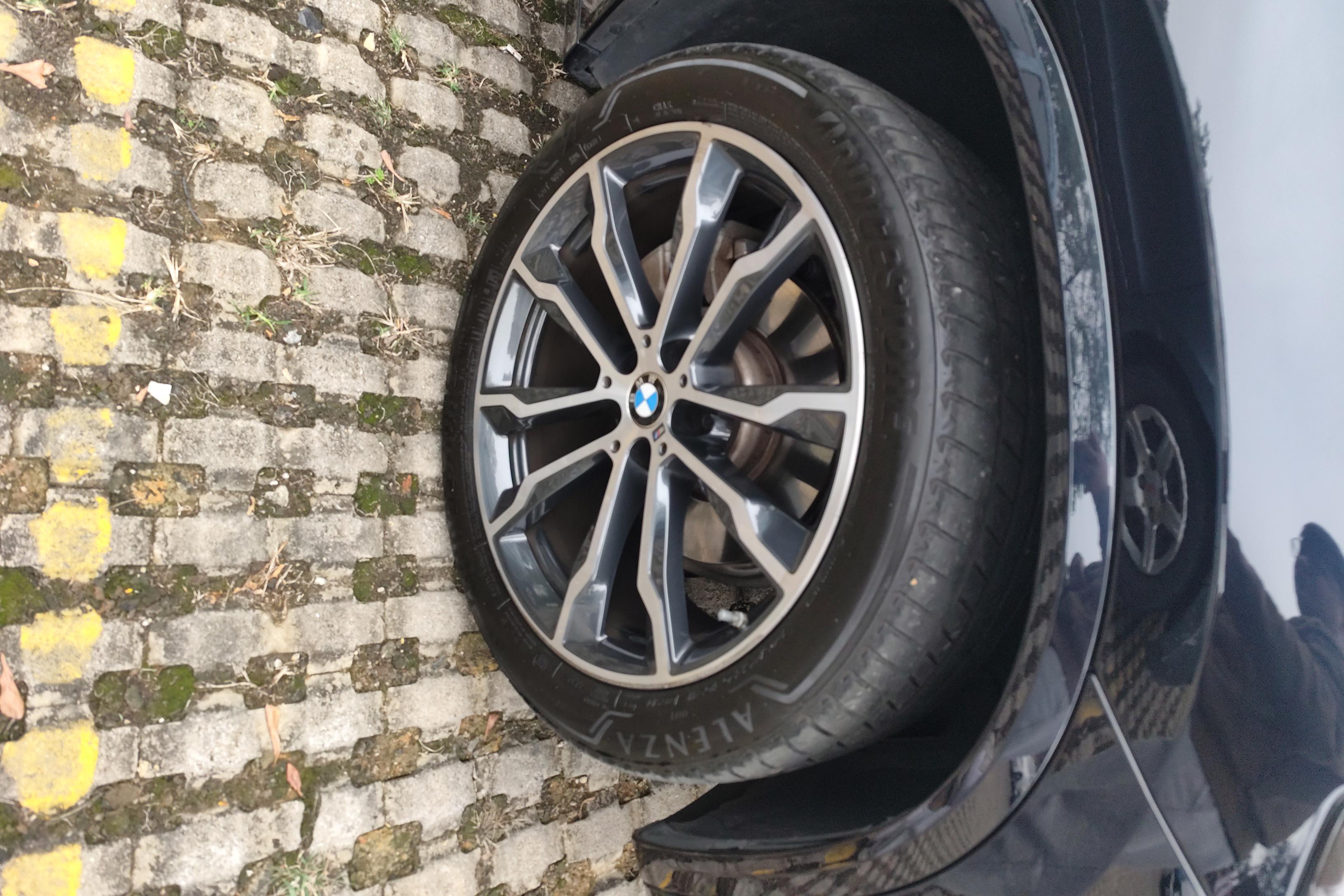宝马X4 30i [进口] 2022款 2.0T 自动 四驱 M运动套装 