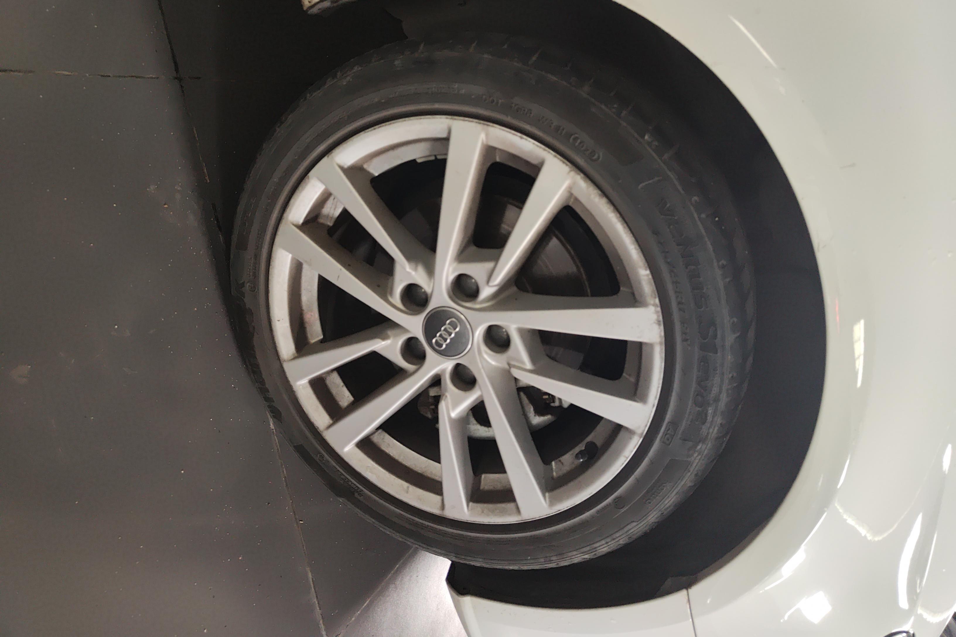 奥迪A3 35TFSI 2020款 1.4T 自动 汽油 进取型Sportback (国Ⅵ) 