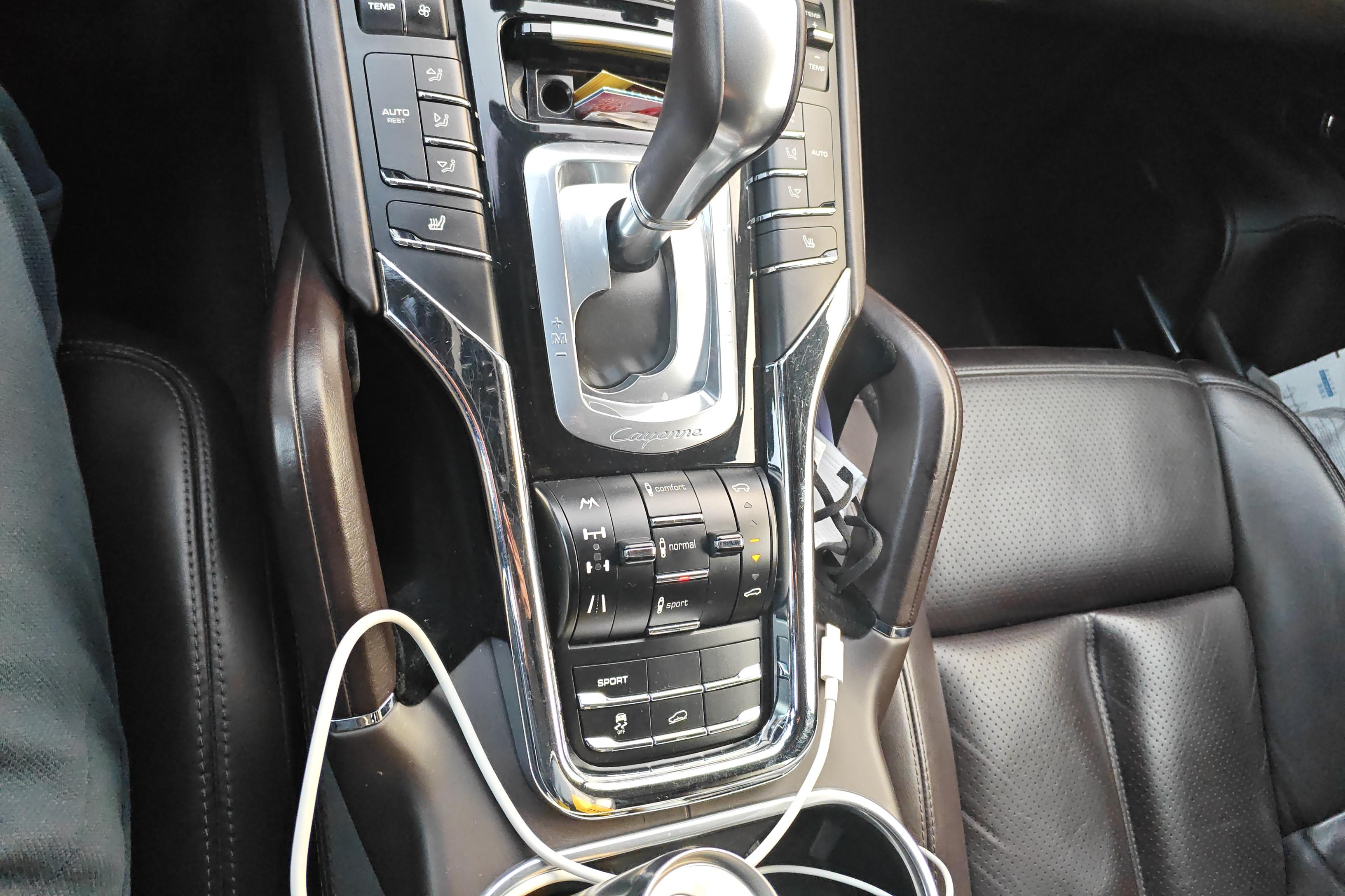 保时捷Cayenne [进口] 2011款 3.0T 自动 四驱 汽油 
