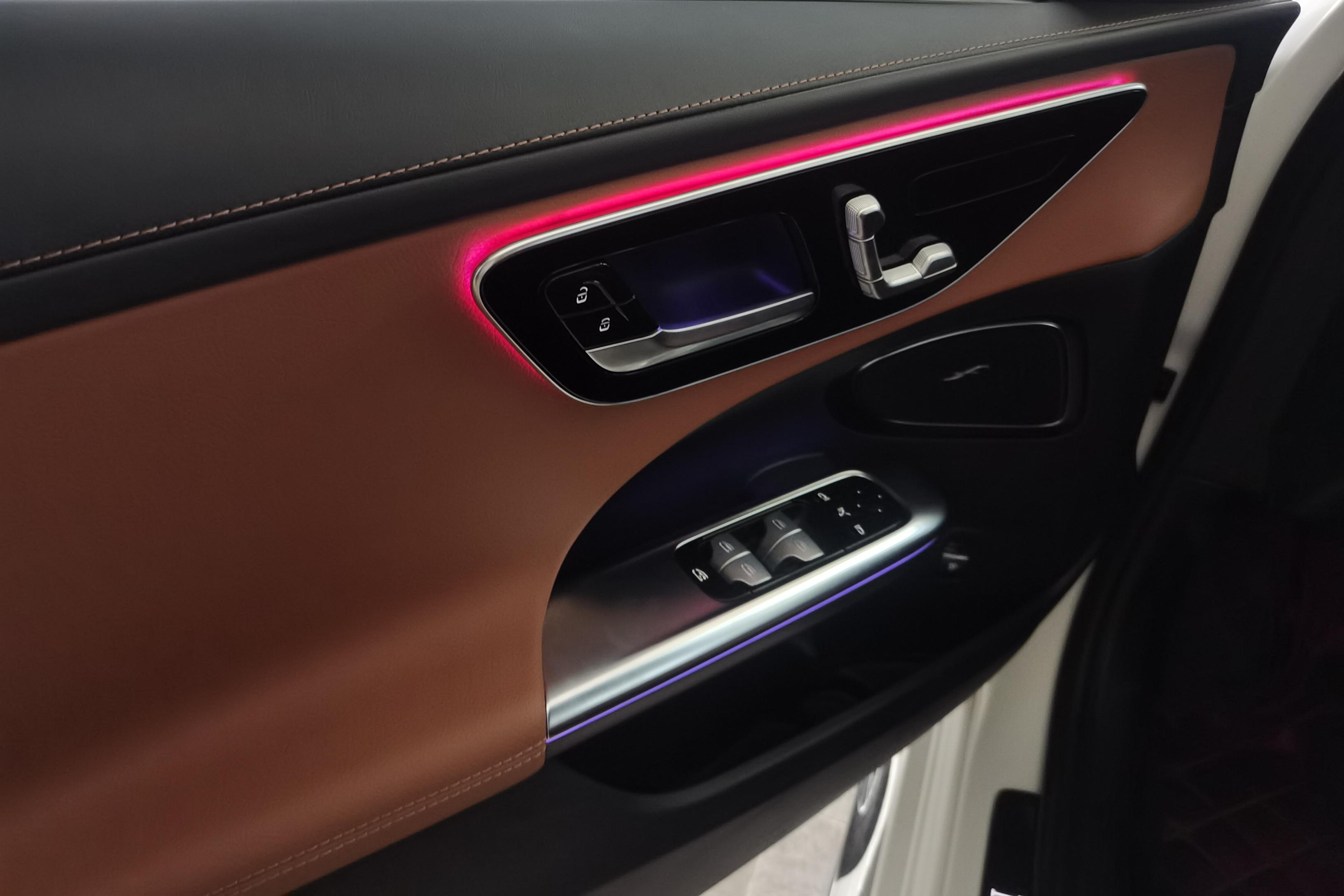 奔驰C级 C260L 2022款 1.5T 自动 改款运动版 (国Ⅵ) 