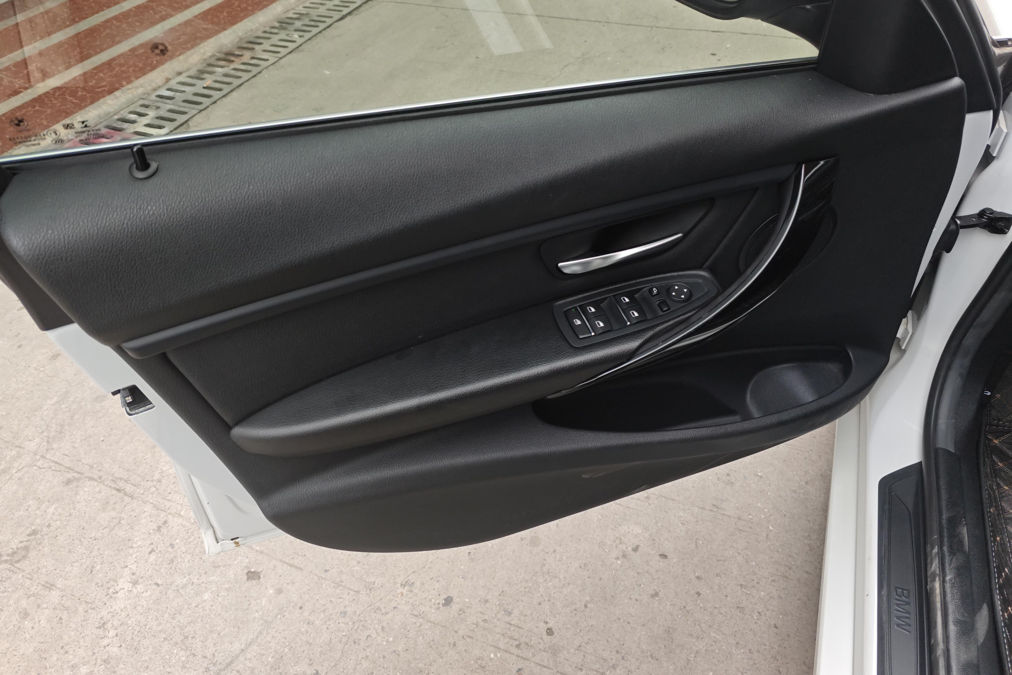 宝马3系 320Li 2019款 2.0T 自动 汽油 时尚版 (国Ⅴ) 