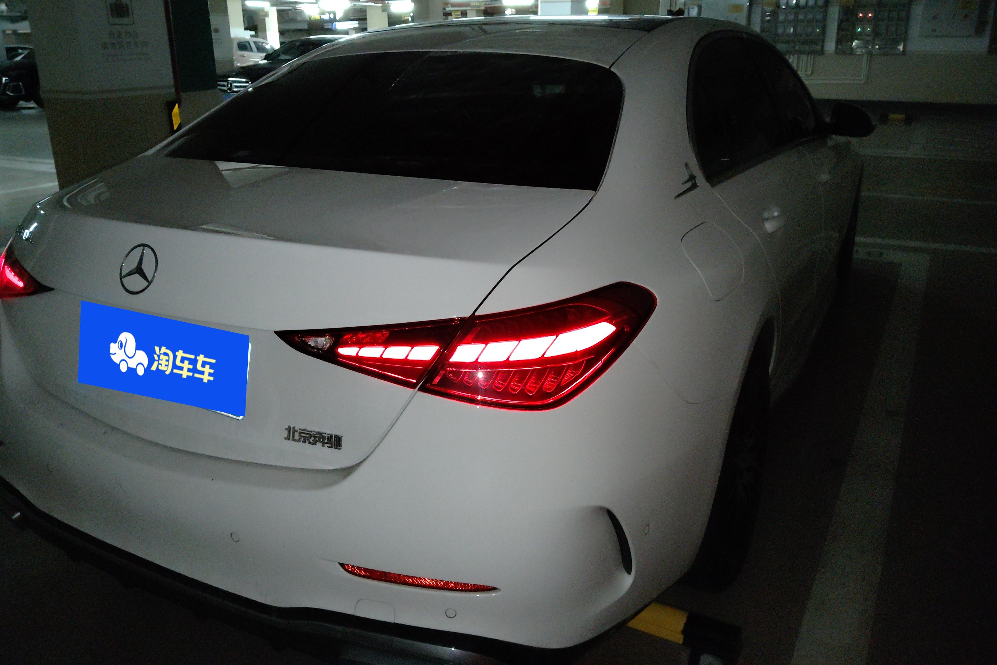 奔驰C级 C260L 2022款 1.5T 自动 改款运动版 (国Ⅵ) 