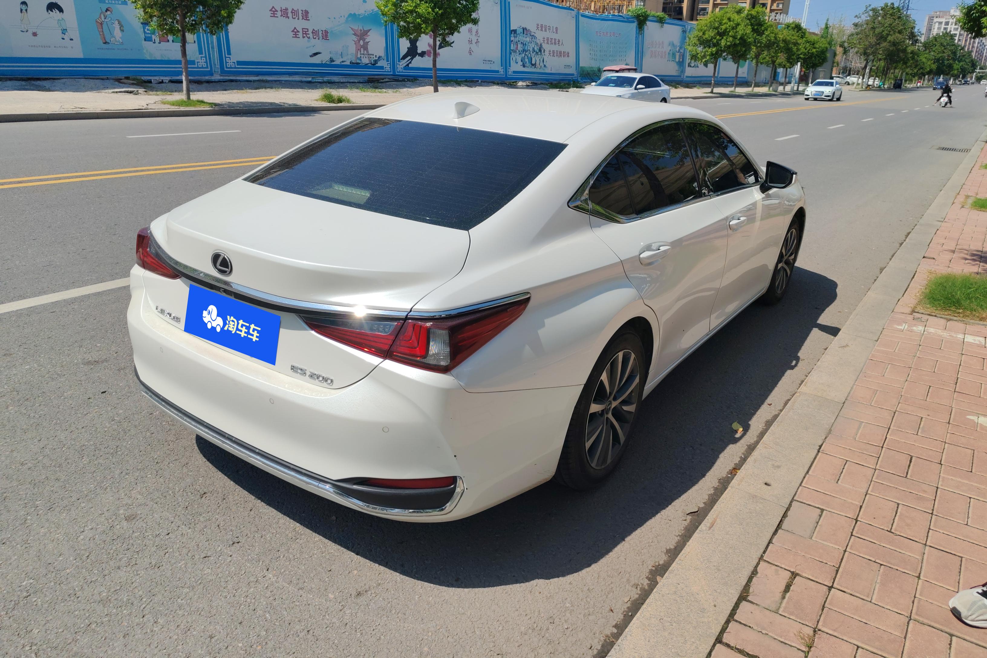 雷克萨斯ES 200 [进口] 2020款 2.0L 自动 卓越版 