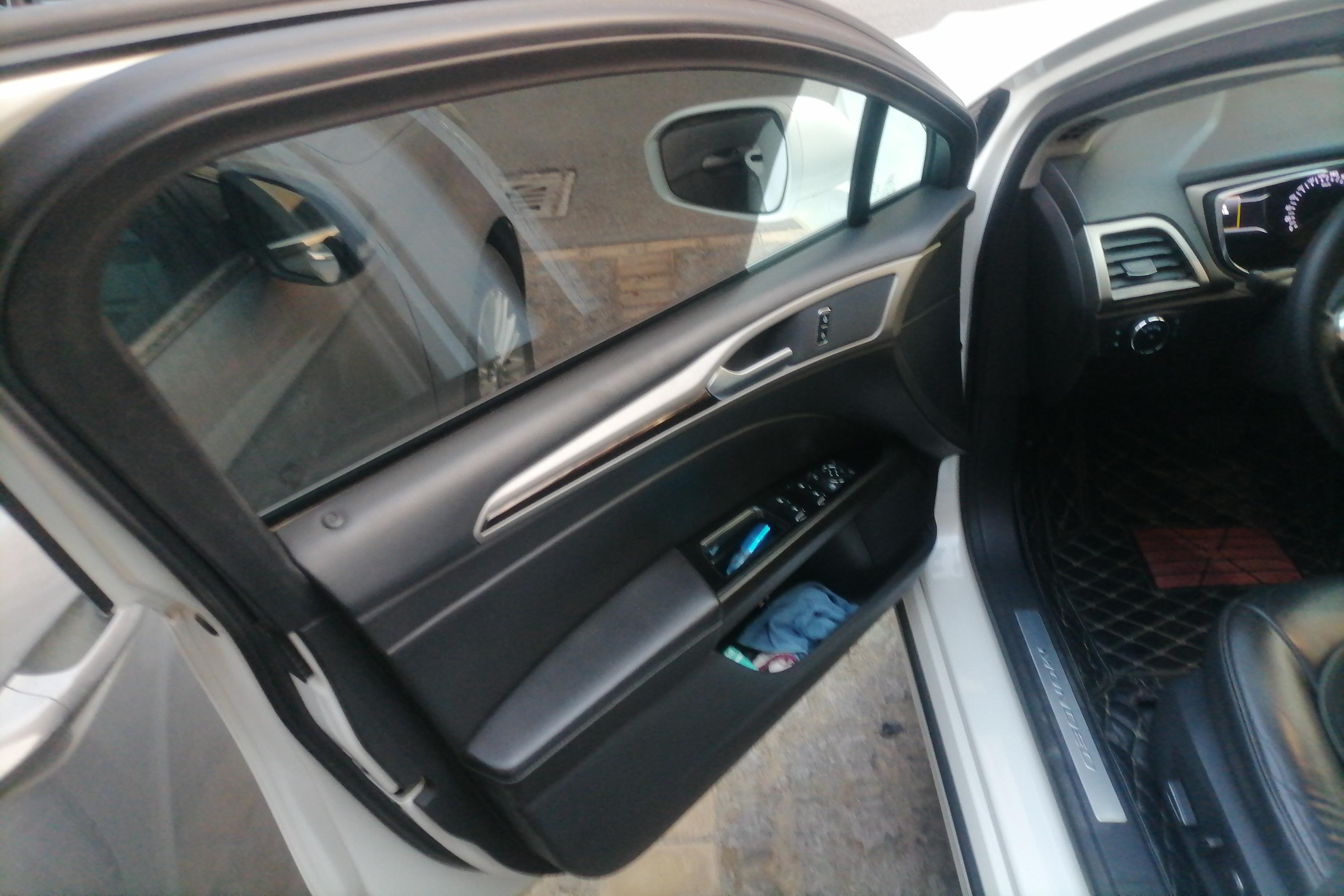 福特蒙迪欧 2013款 2.0T 自动 GTDi200豪华型 (国Ⅳ) 