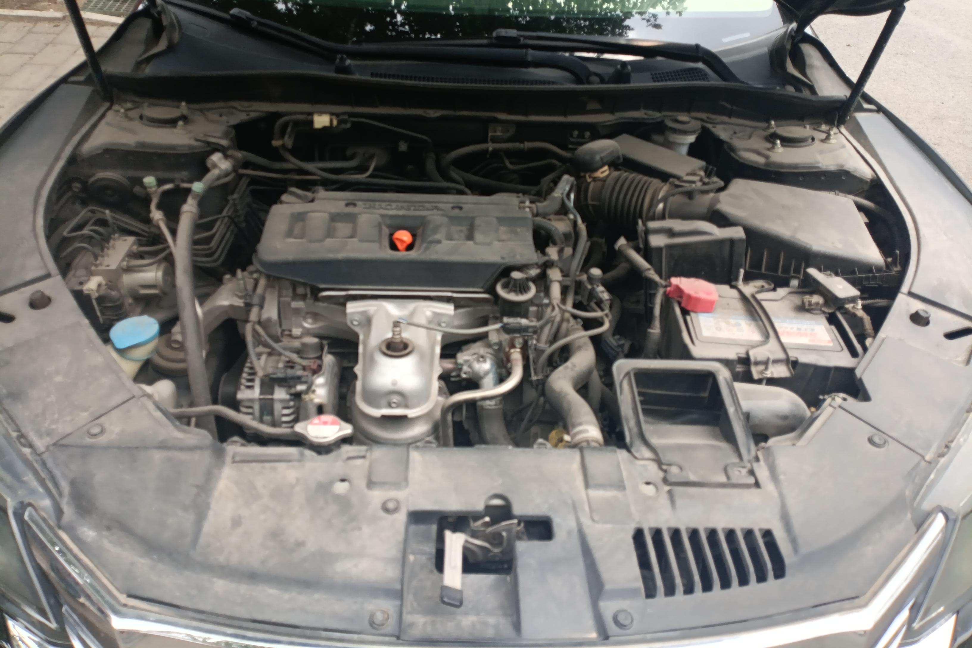 本田雅阁 2015款 2.0L 自动 舒适版LX (国Ⅳ) 